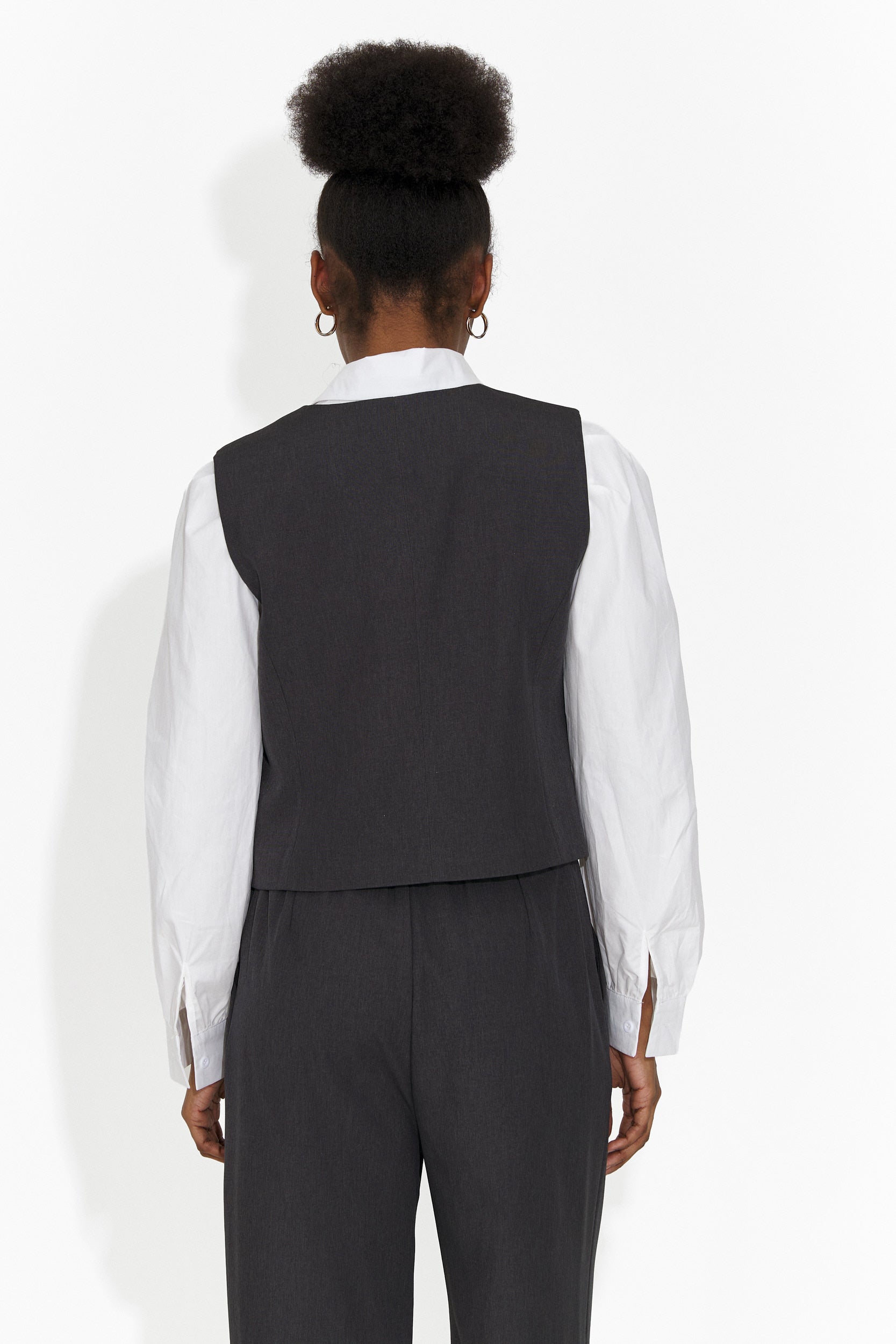 Костюм 4 части панталони + жилетка + сако + вратовръзка сив Meldora Bogas