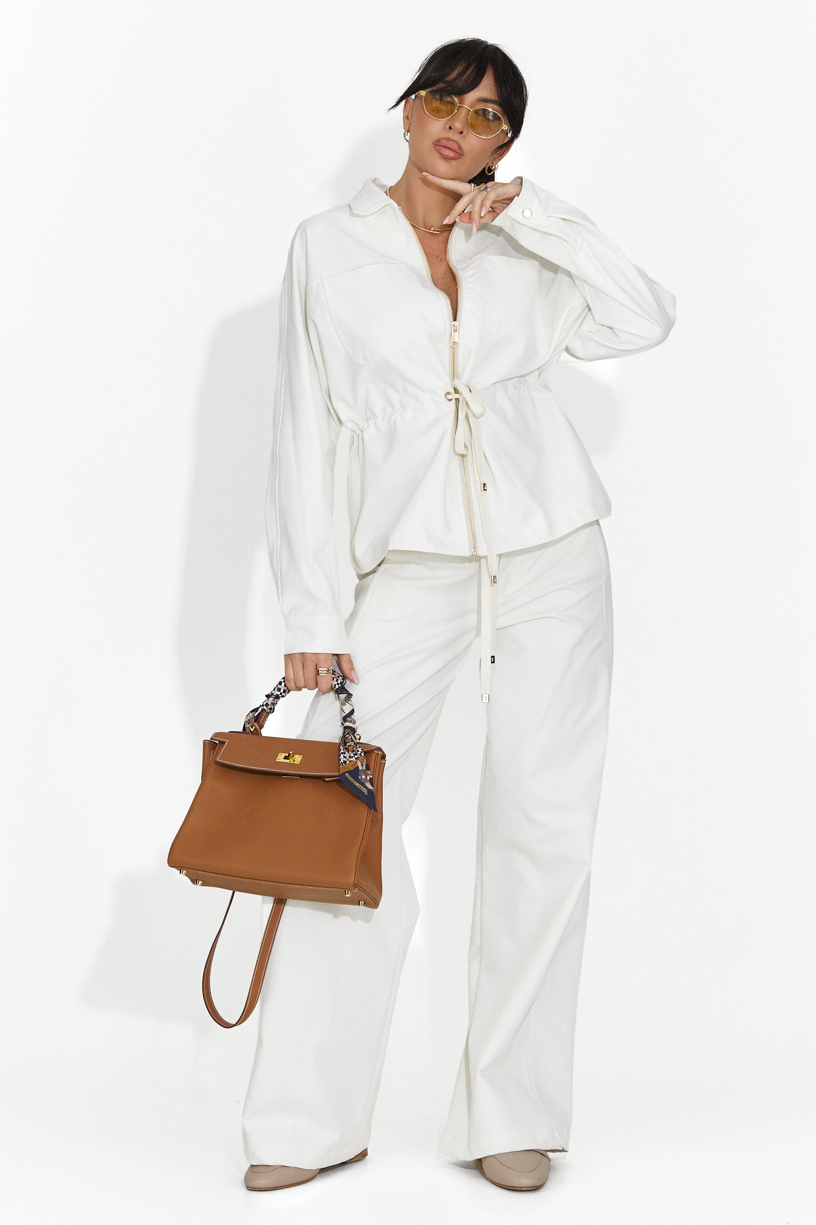 Елегантен дамски костюм в бяло Elenya Bogas