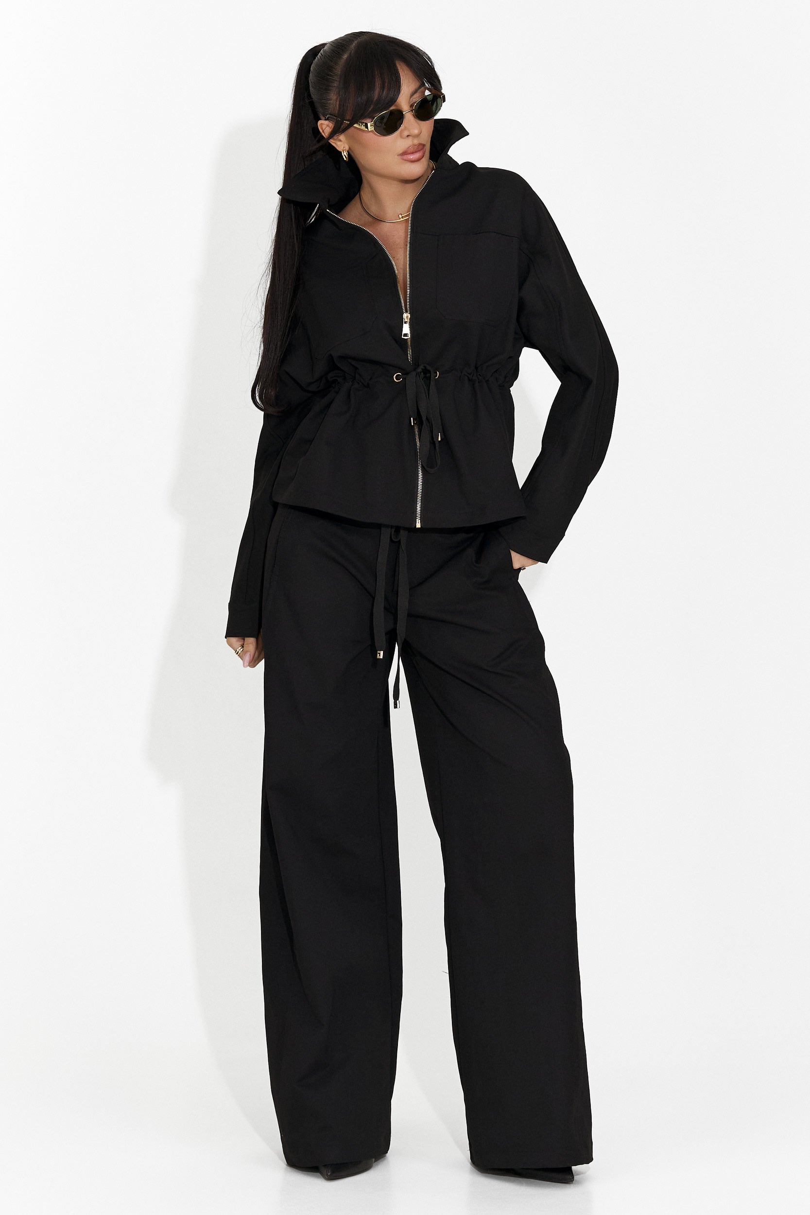 Елегантен дамски костюм в черно Elenya Bogas