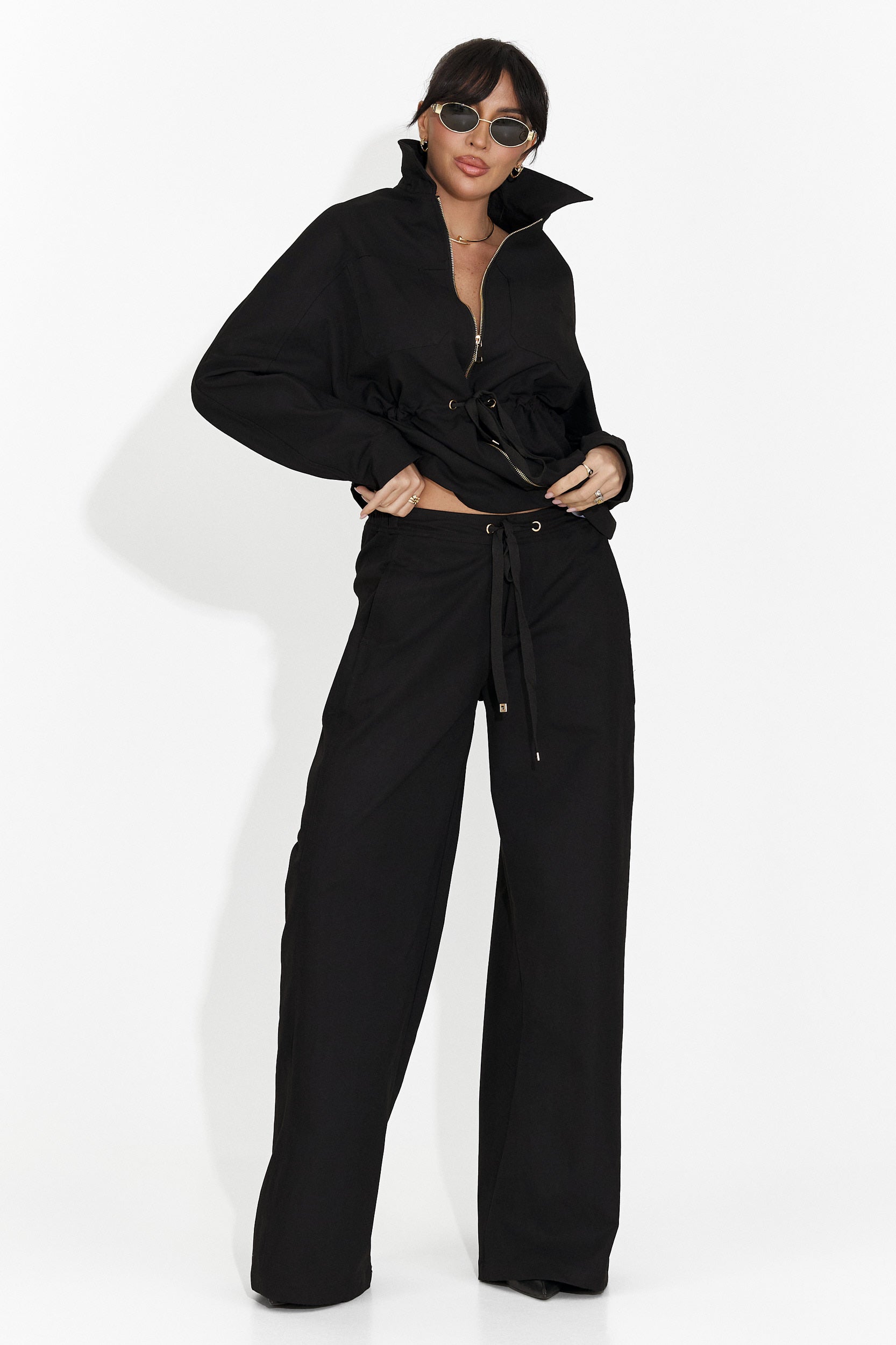 Елегантен дамски костюм в черно Elenya Bogas