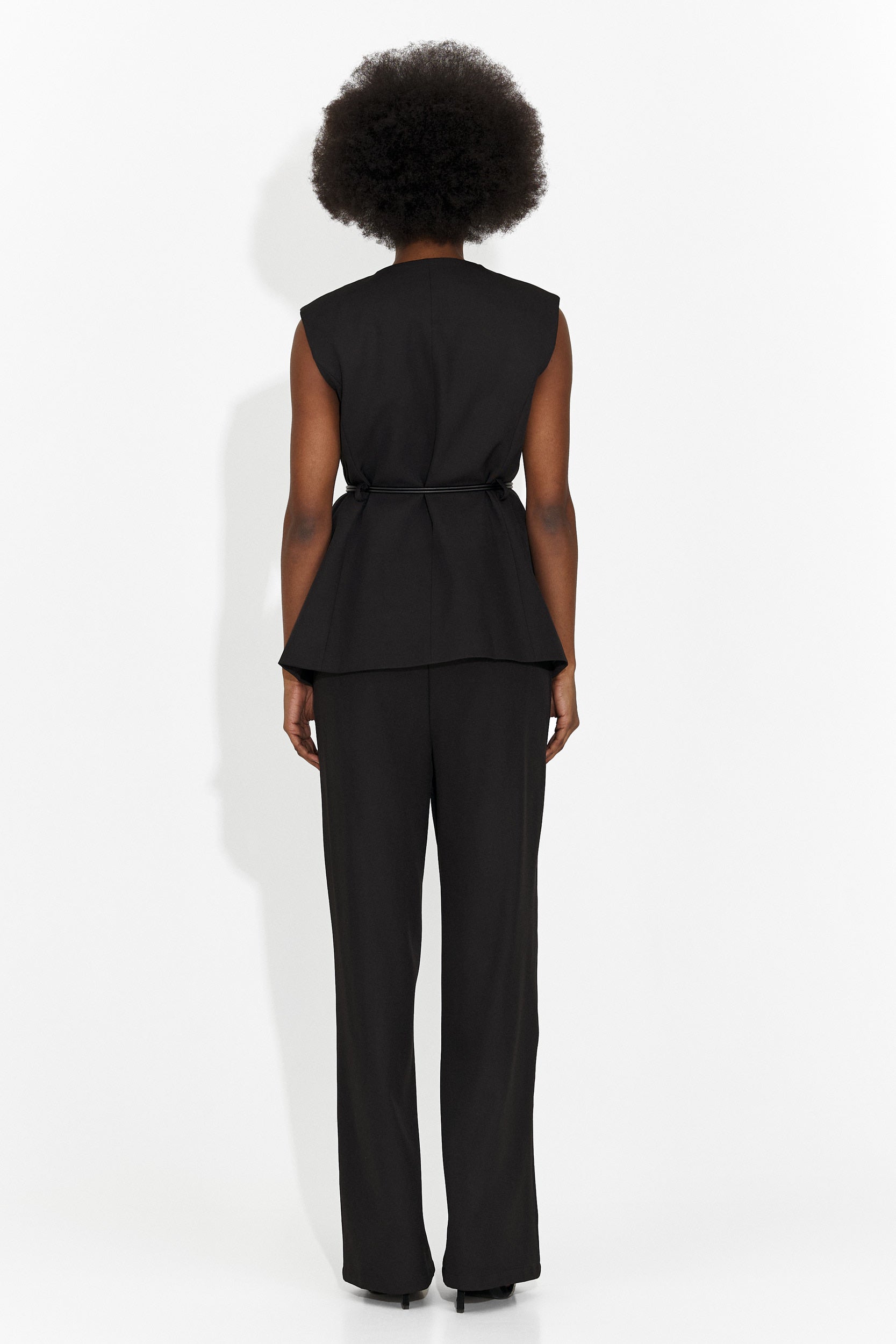Дамски костюм жилетка + панталони черен Avilma Bogas