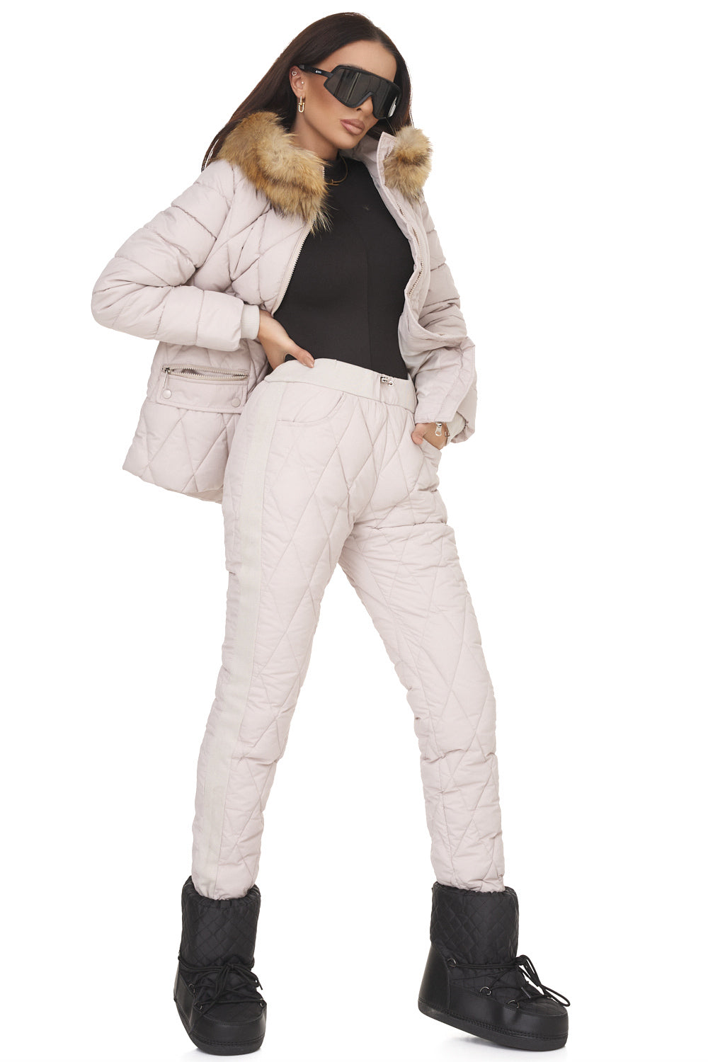 Дамски бежов зимен костюм Zemidea Bogas