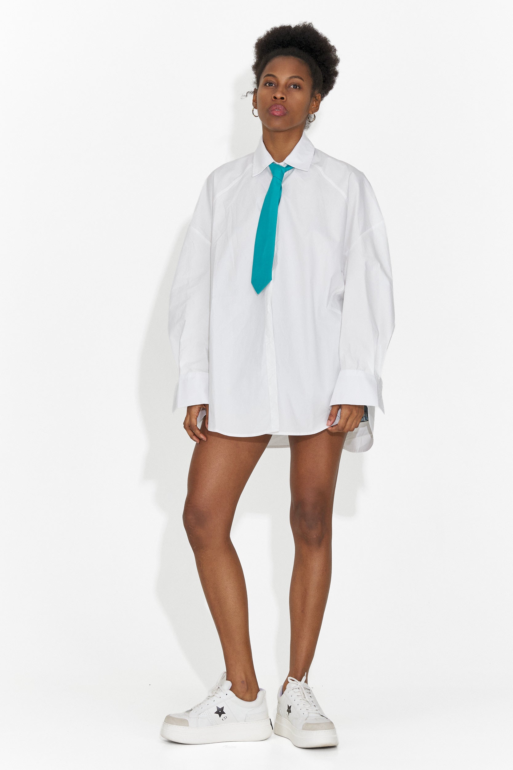 Дамска вратовръзка тюркоазена Sindia Bogas