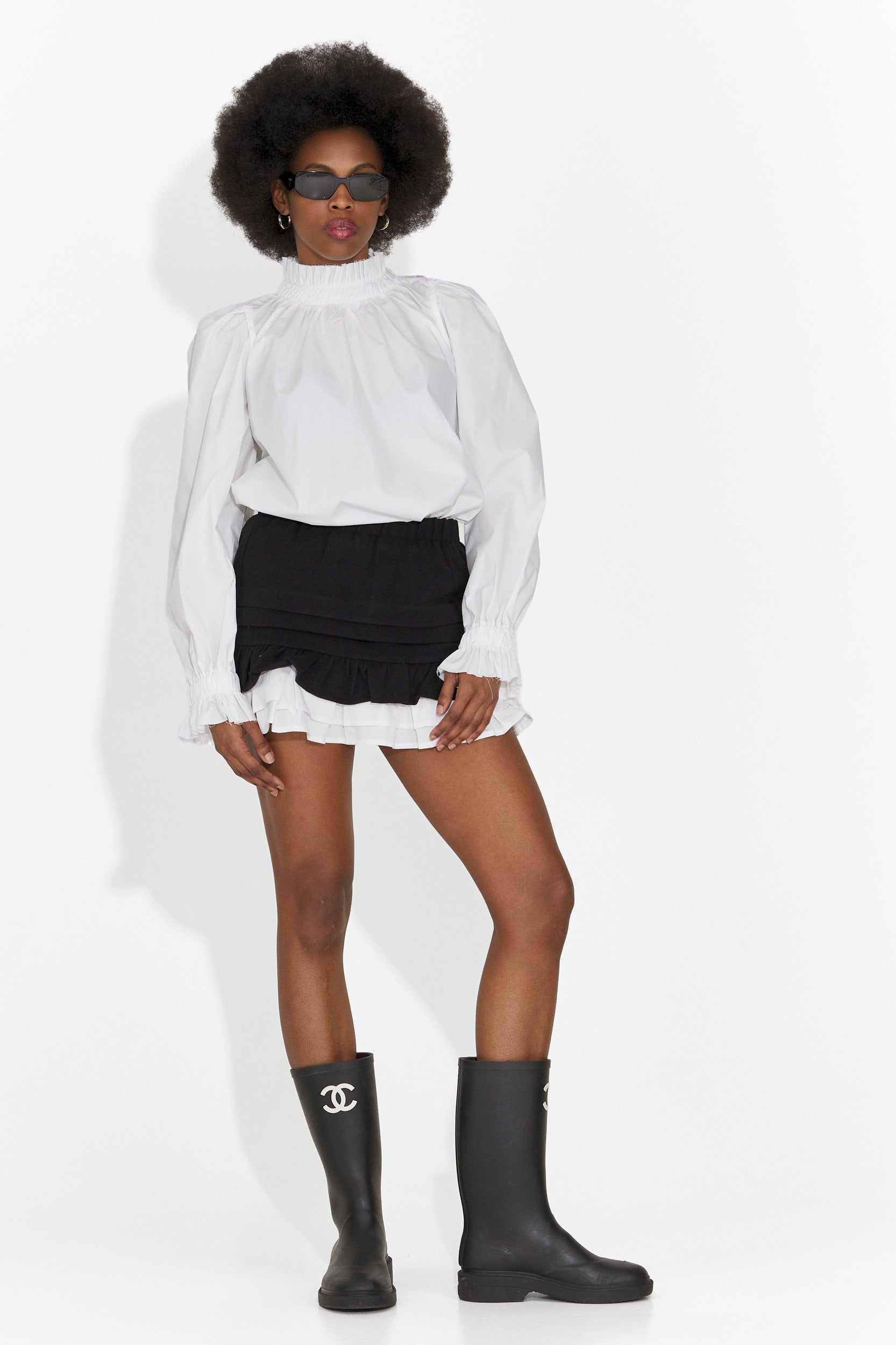 Дамска ежедневна черна пола Helenia Bogas