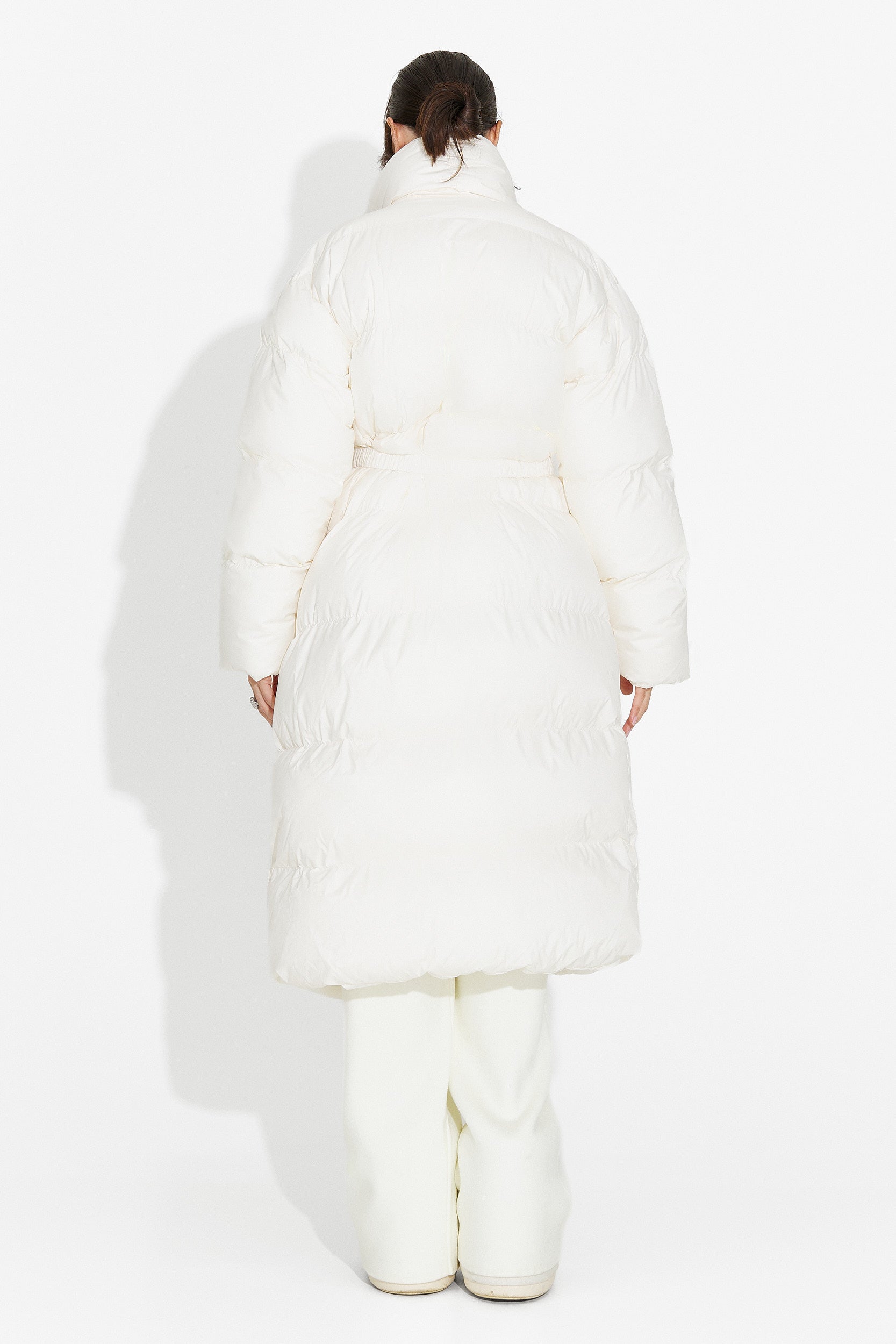 Дамско ежедневно яке бежово Kisalia Bogas