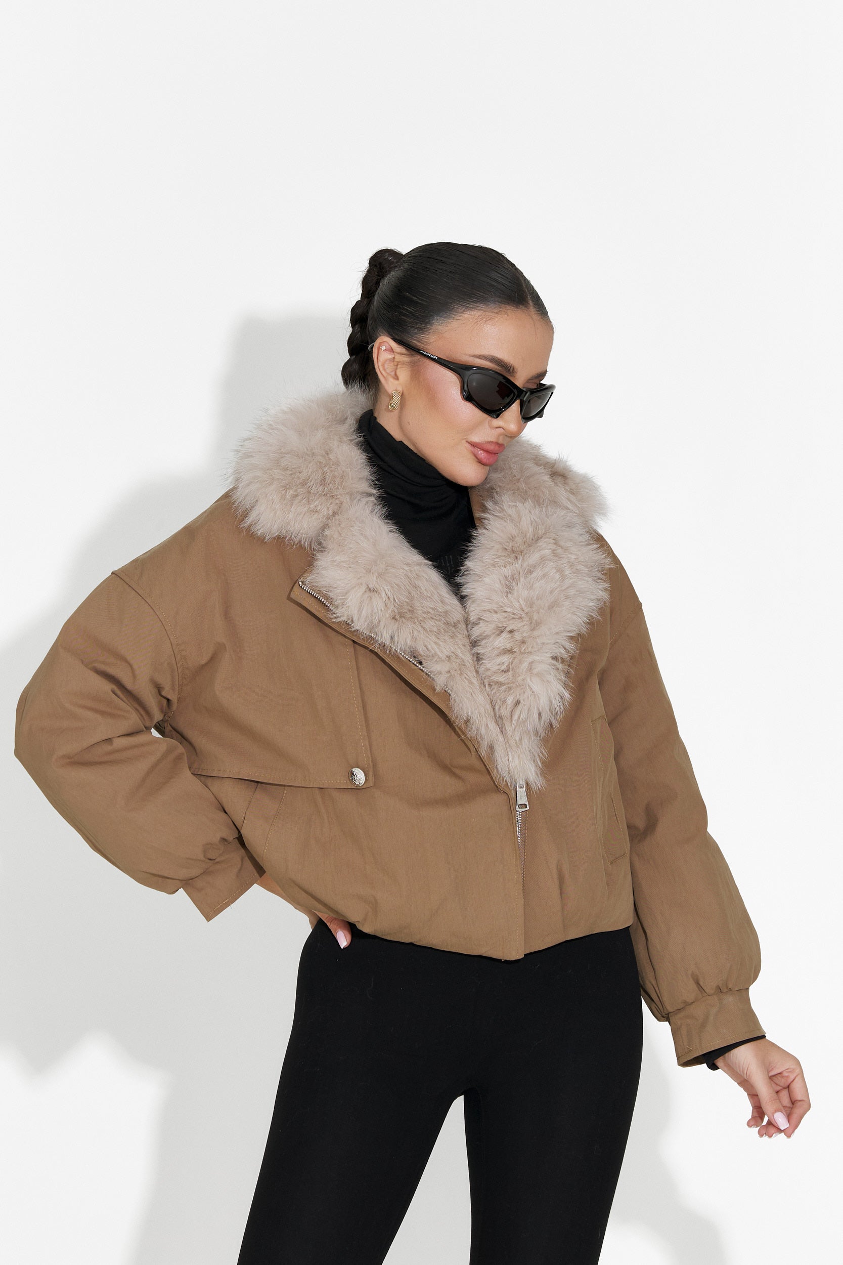 Кафяво дамско спортно яке Eriora Bogas