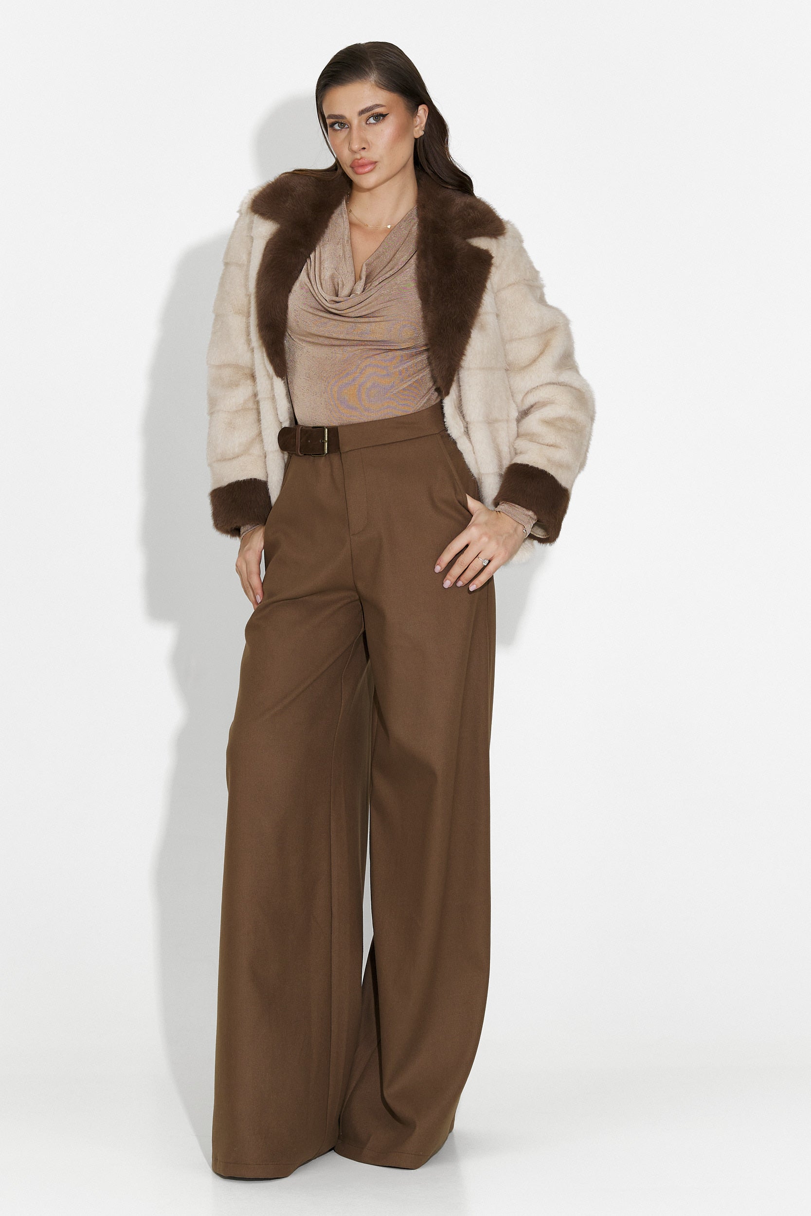 Бежово кожено яке от Celoria Bogas