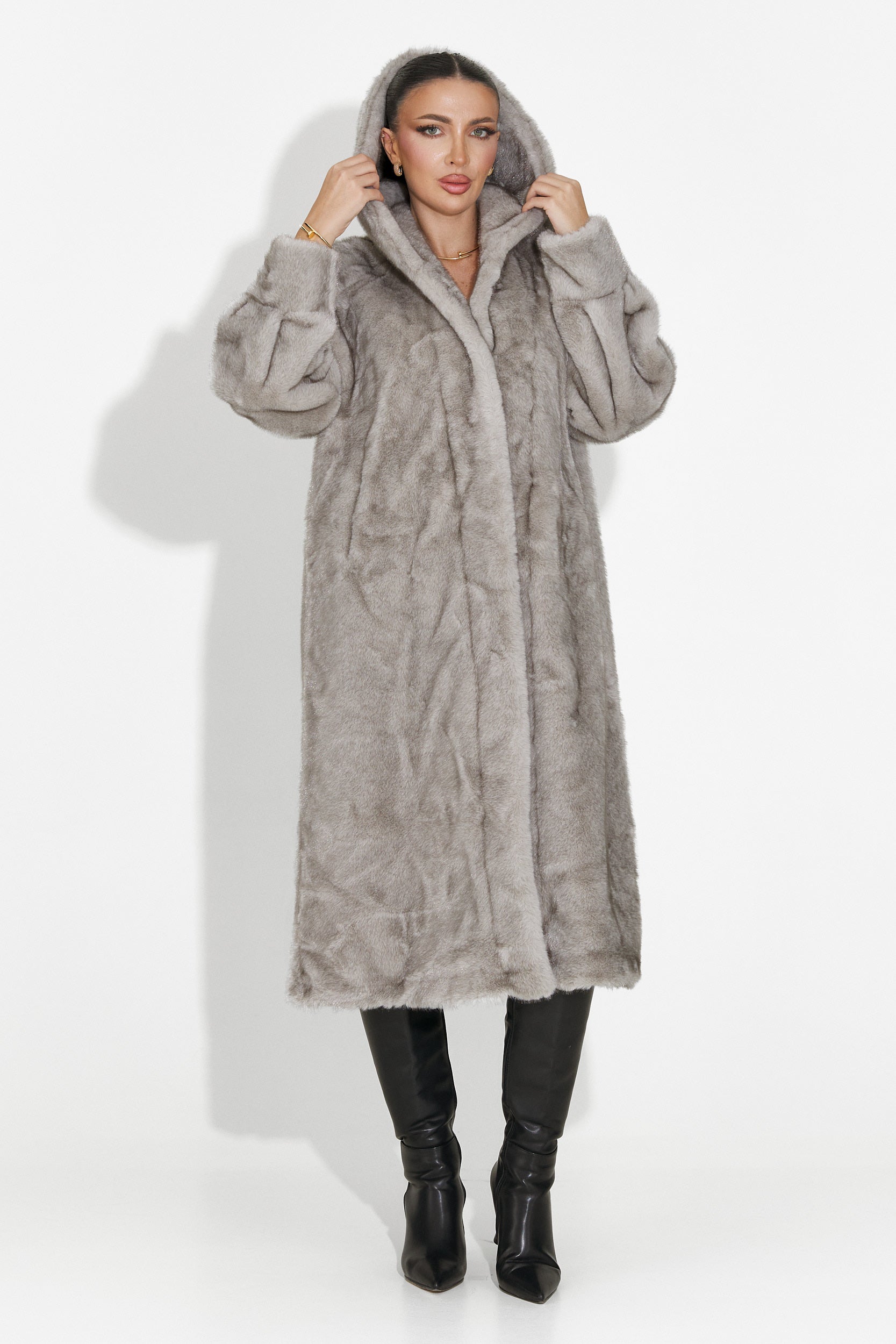 Сиво козино яке от Pluvina Bogas