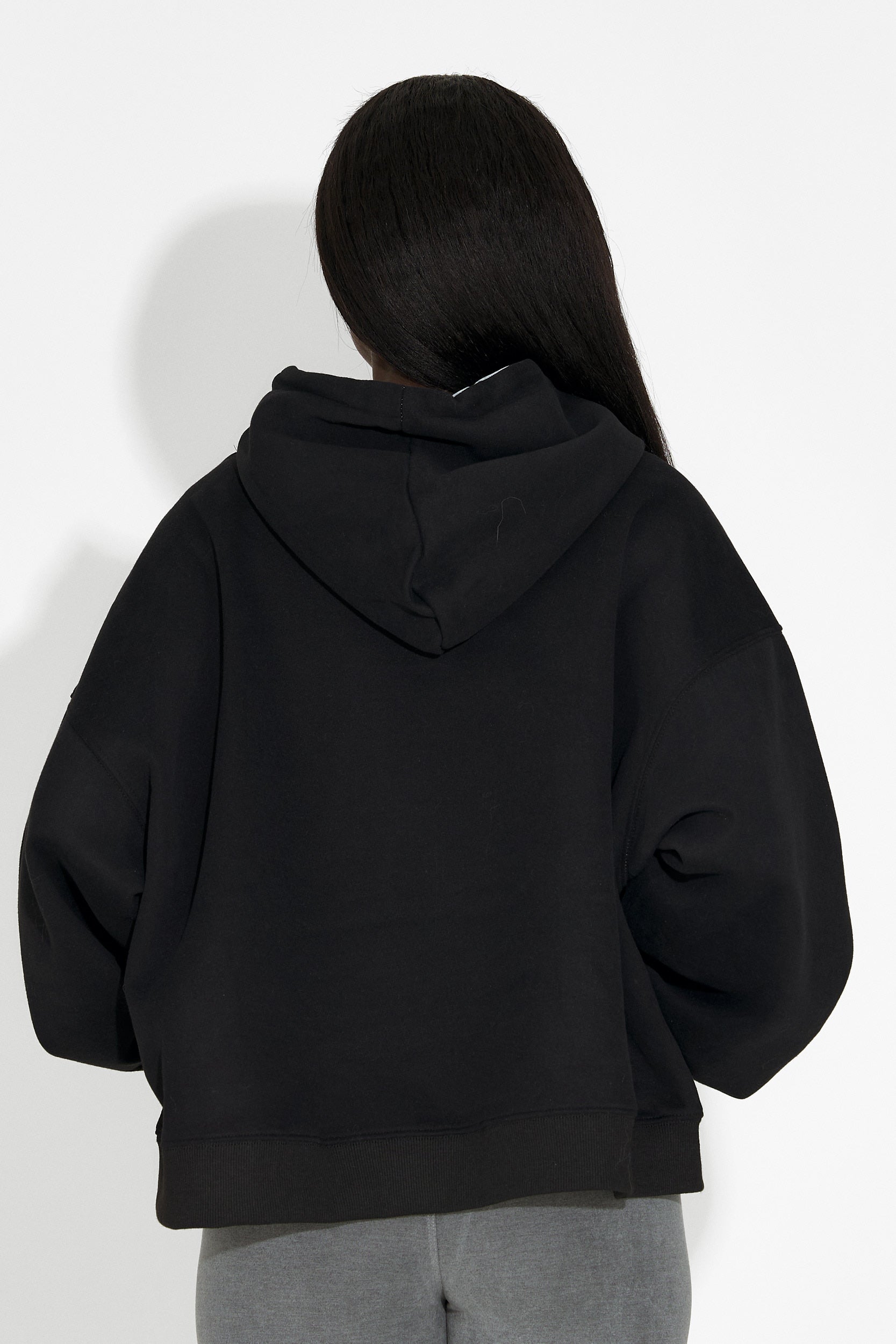 Дамско спортно яке в черно Loravia Bogas