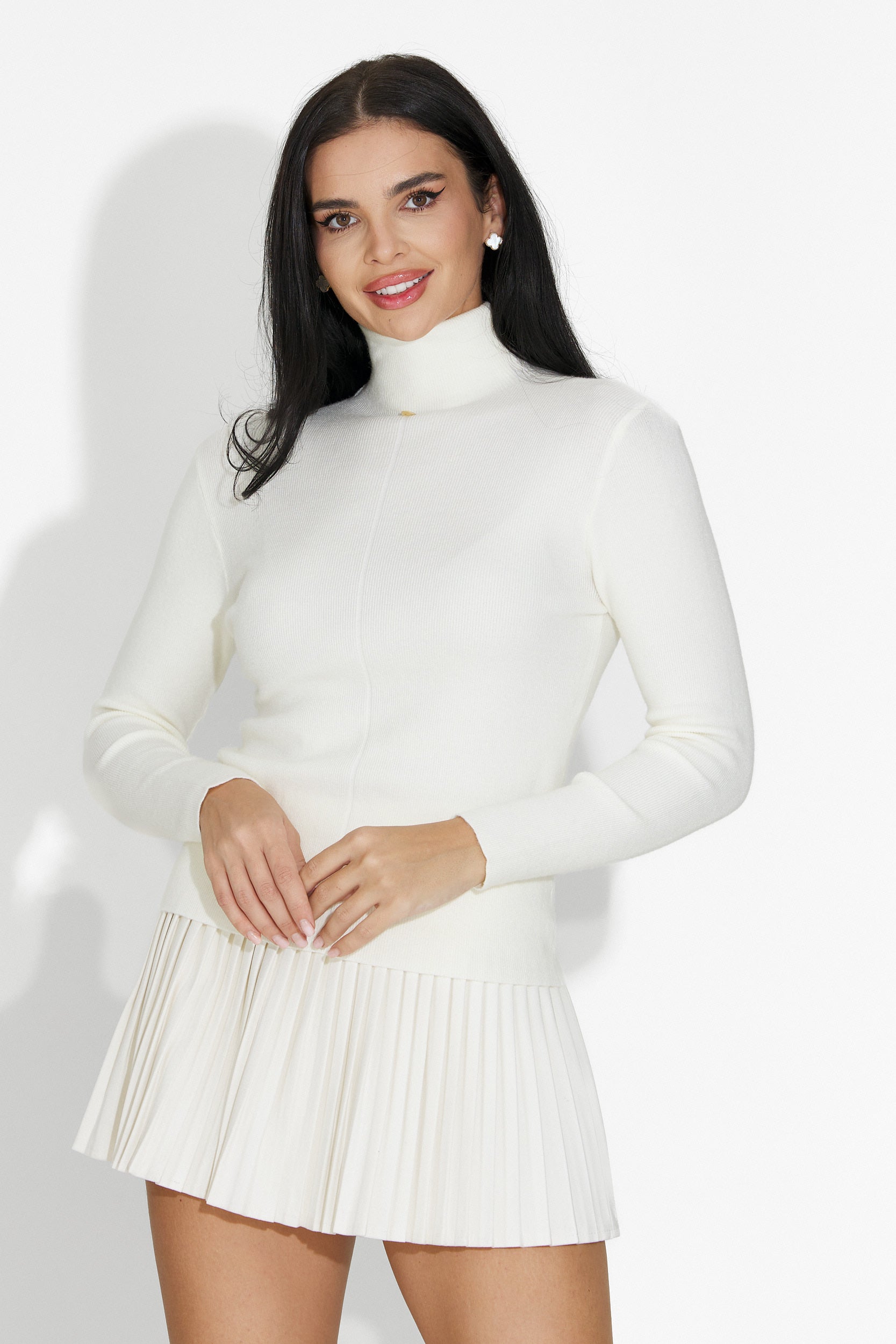 Кежуал дамска блуза в бежово от Invera Bogas