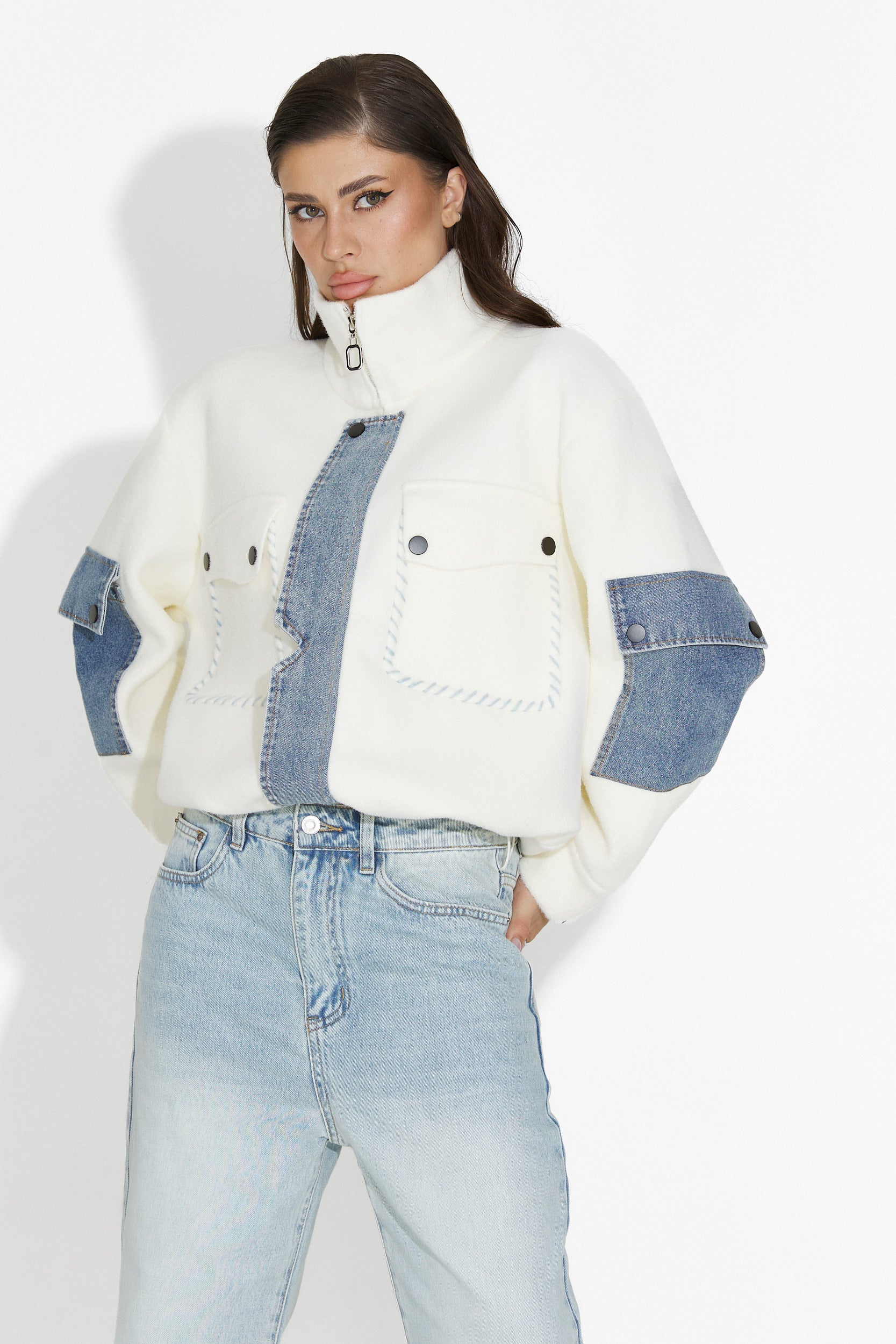 Дамско кежуал бяло яке Nedaria Bogas