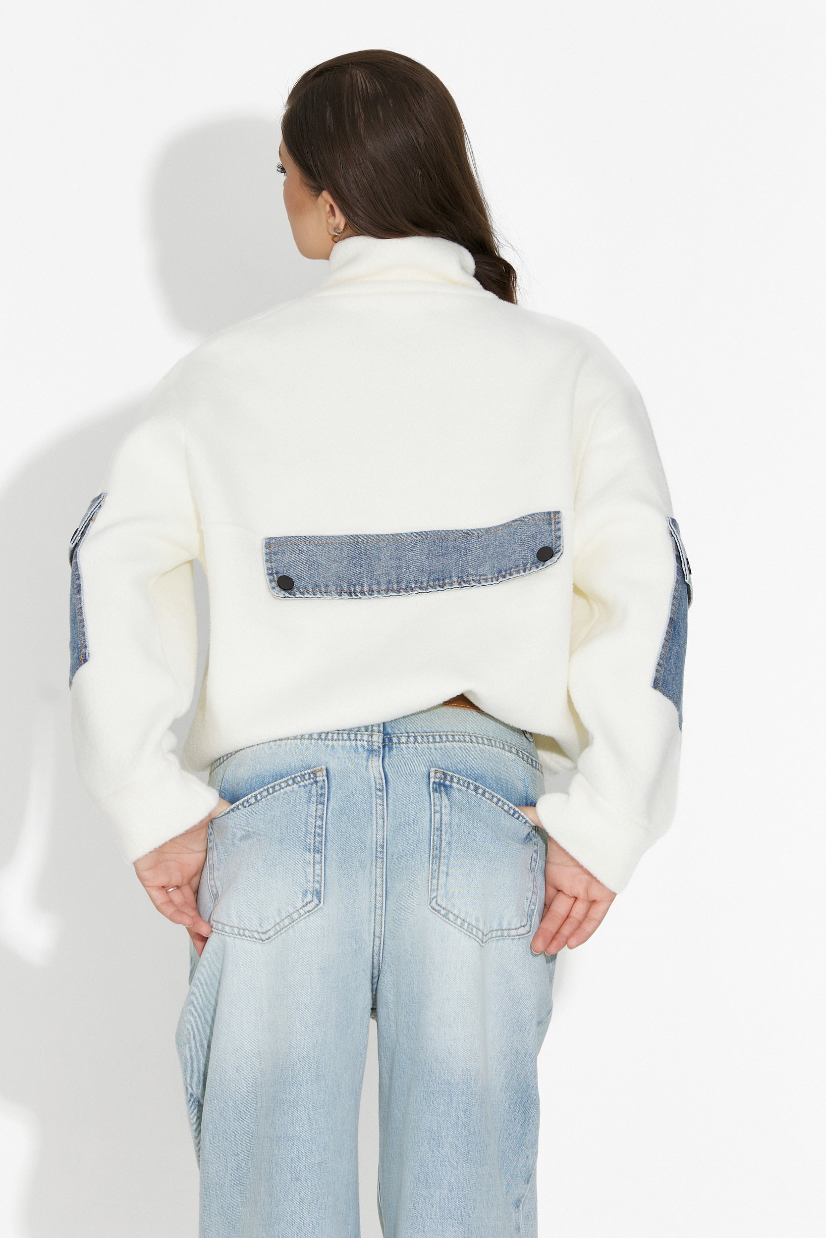 Дамско кежуал бяло яке Nedaria Bogas