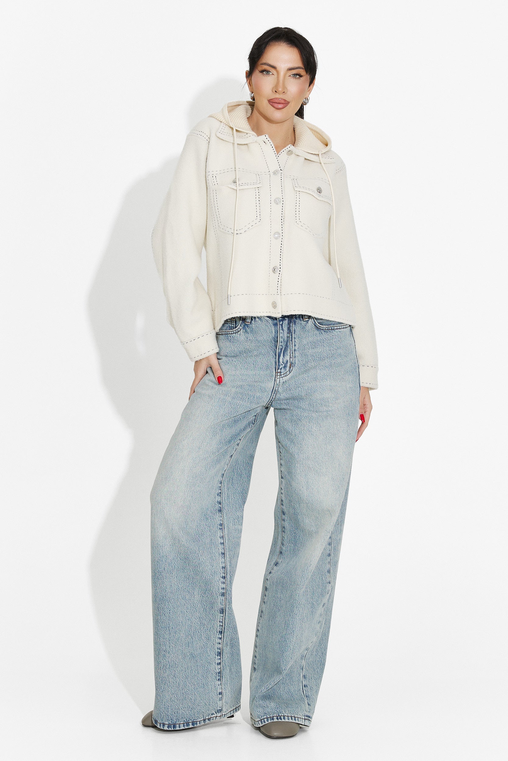 Дамско ежедневно яке бежово Mirtha Bogas