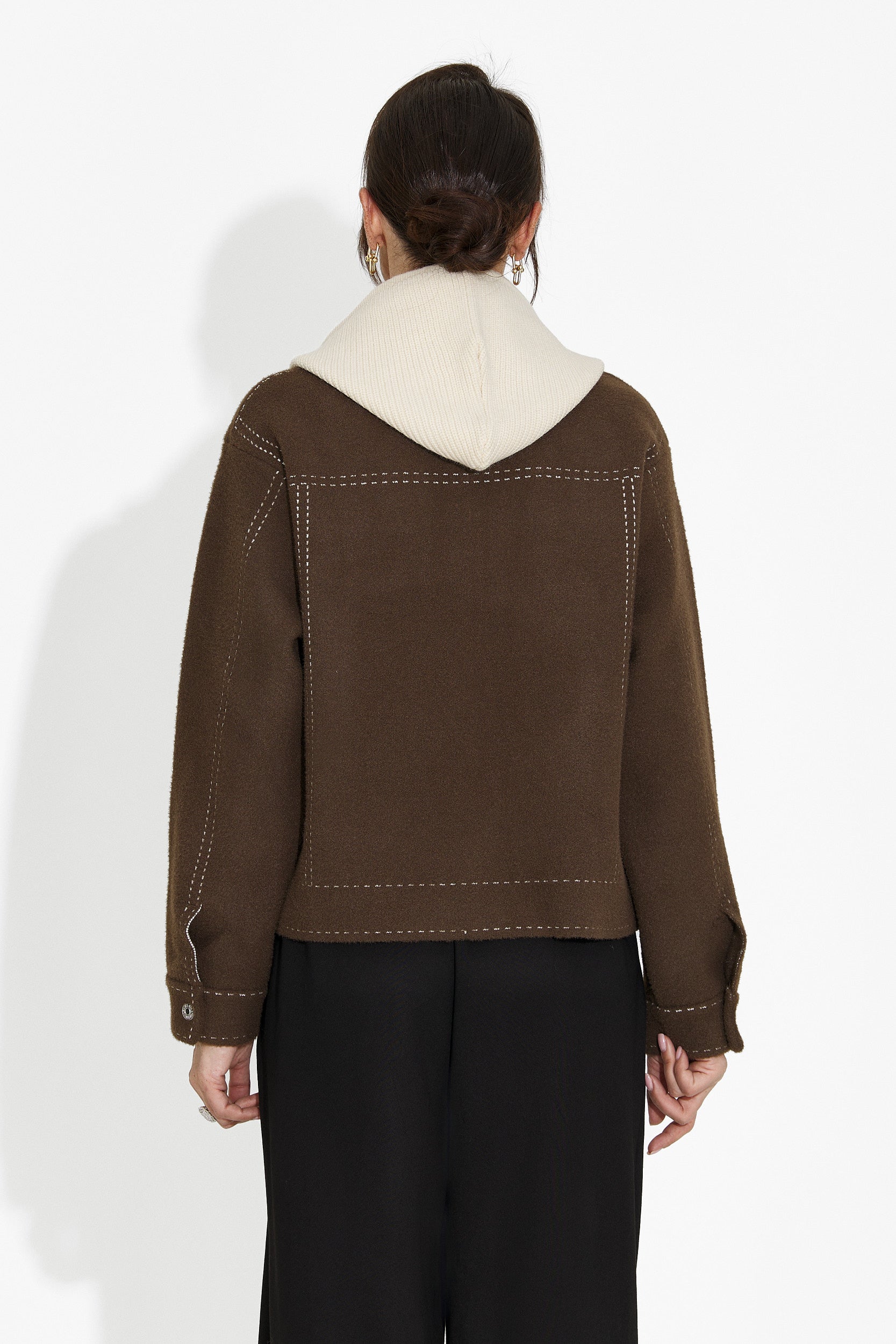 Дамско ежедневно яке кафяво Mirtha Bogas