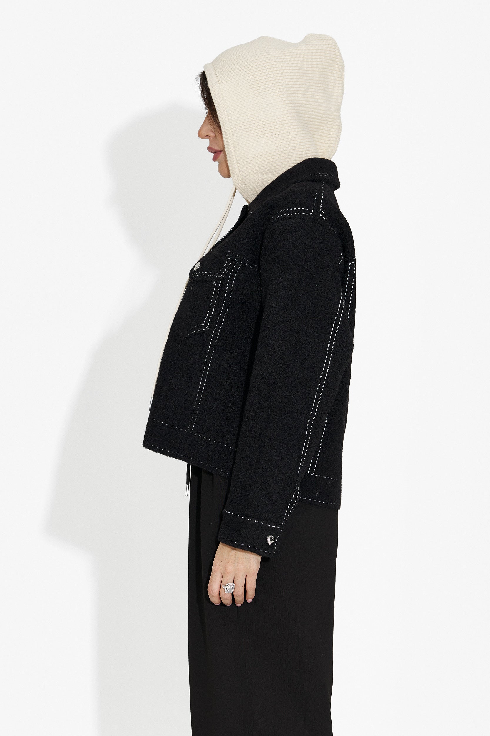 Дамско ежедневно черно яке Mirtha Bogas