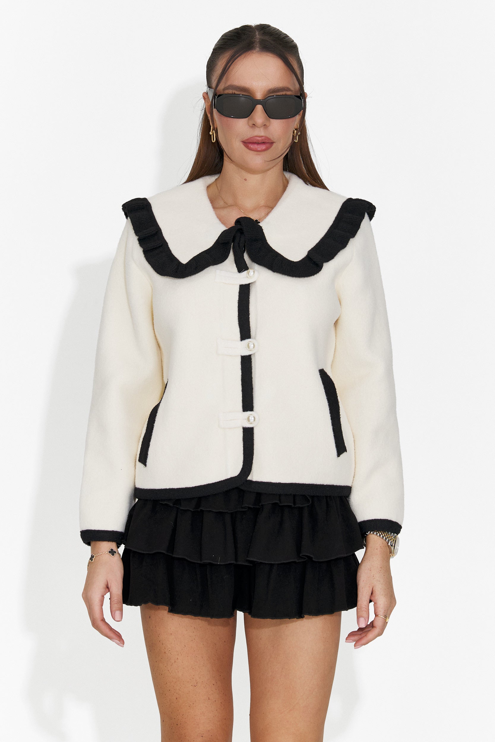 Елегантно дамско яке в кремав цвят Aimea Bogas