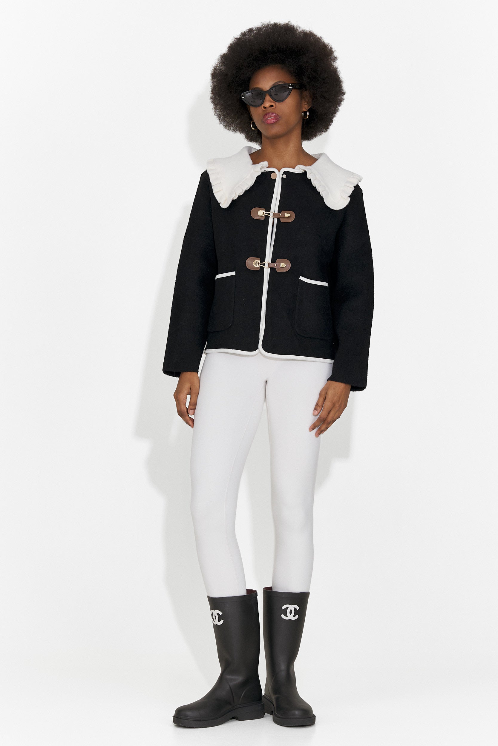 Елегантно дамско черно яке Атила Богас