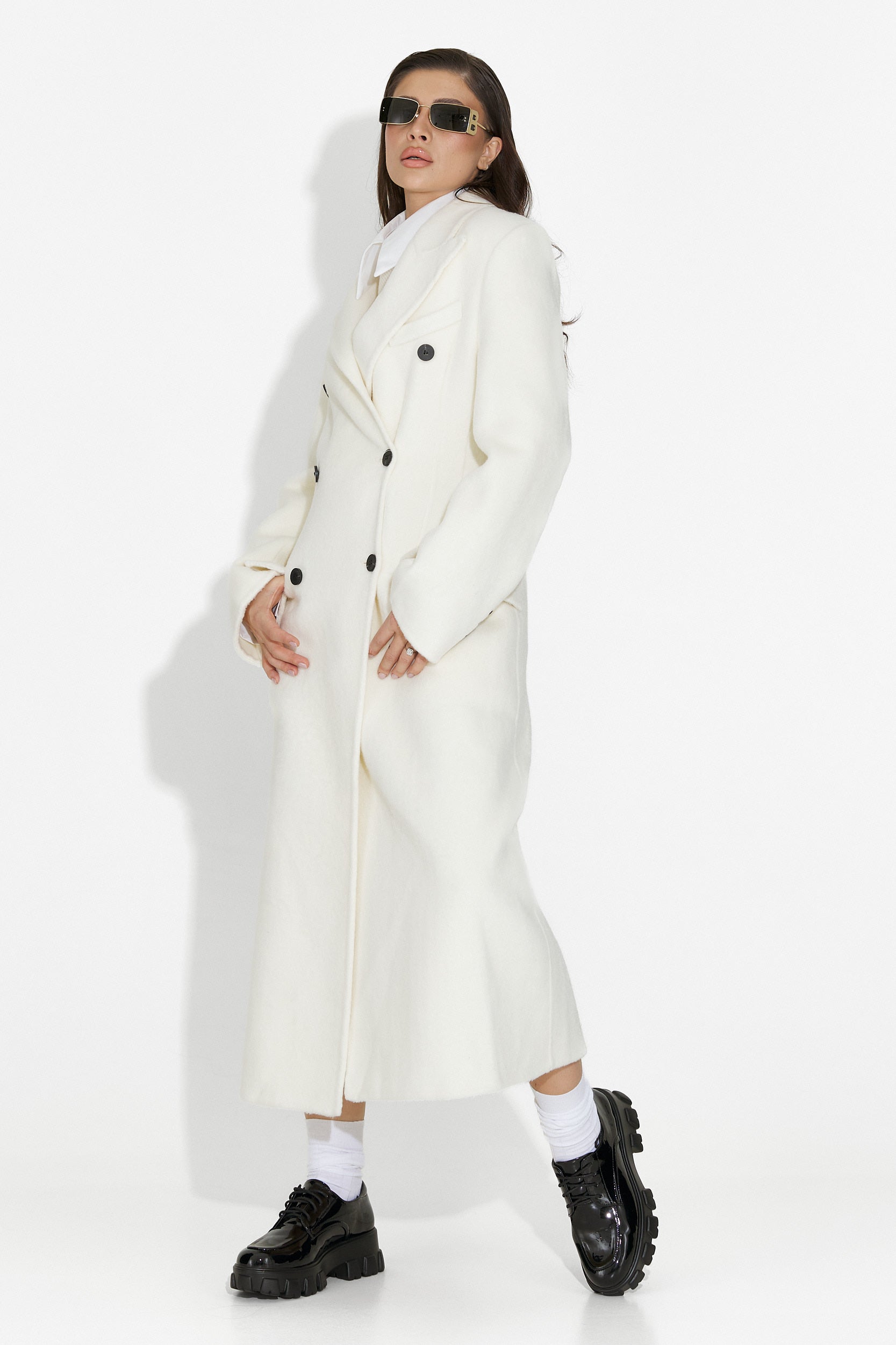 Елегантно бежово дамско палто Savira Bogas