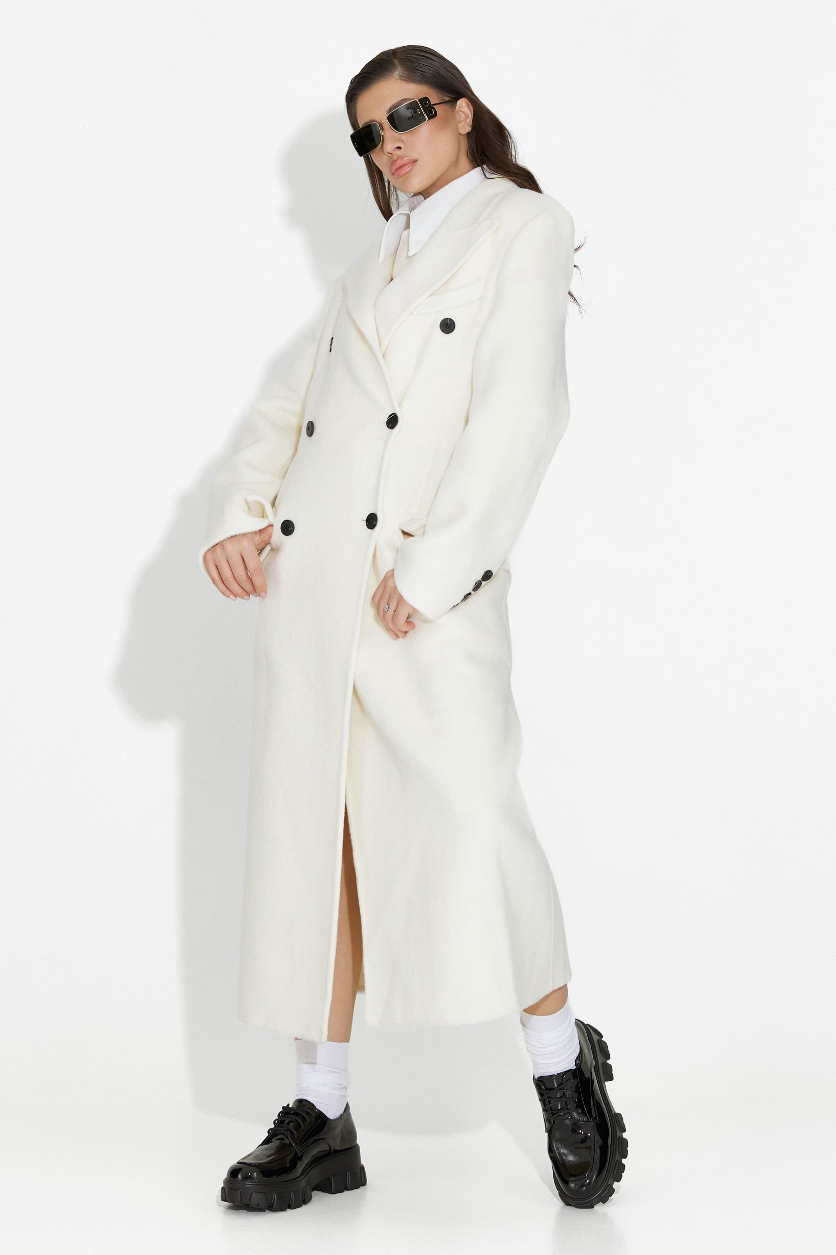 Елегантно бежово дамско палто Savira Bogas