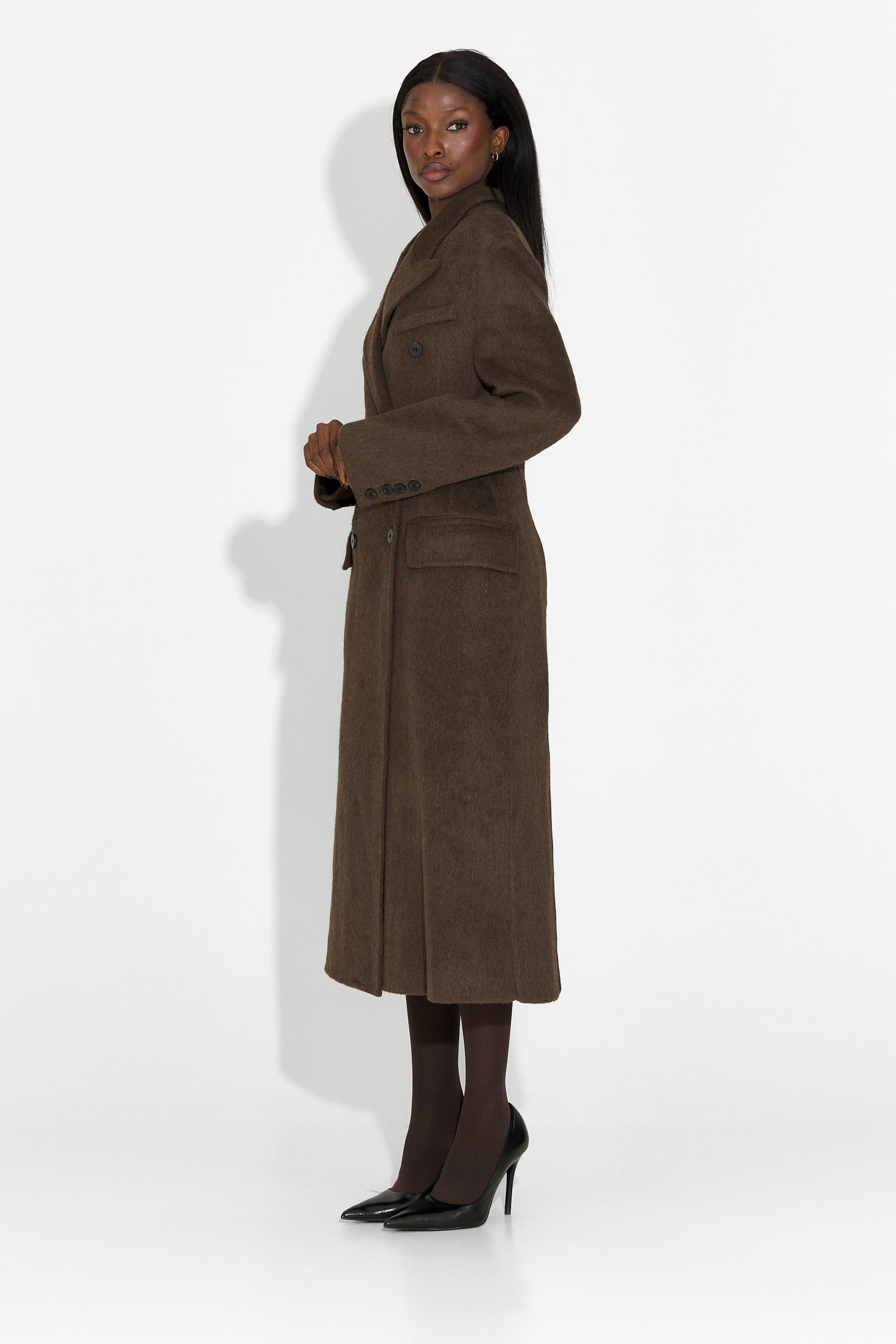 Елегантно дамско палто в кафяво от Savira Bogas