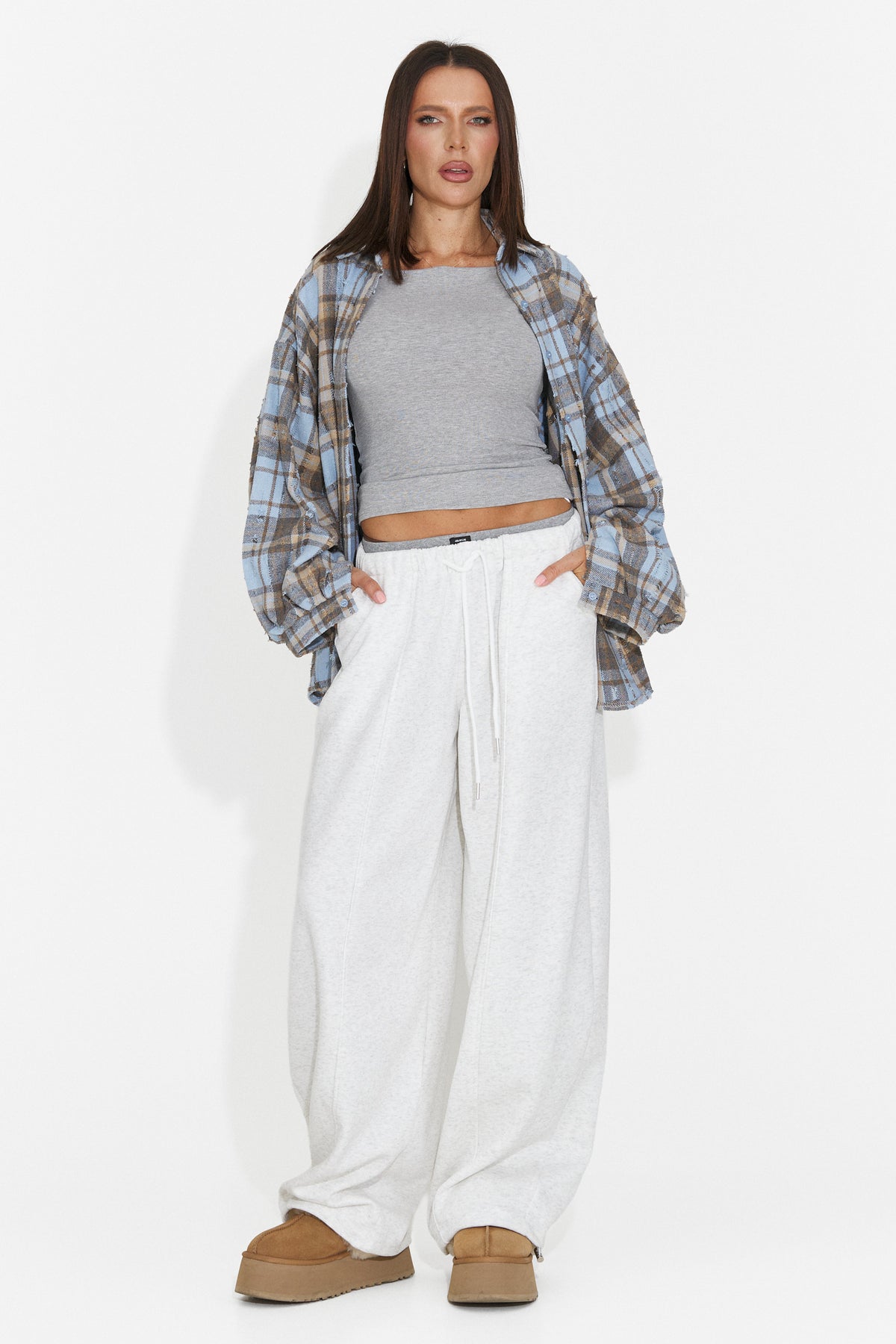 Pantaloni casual gri Velucnira Bogas