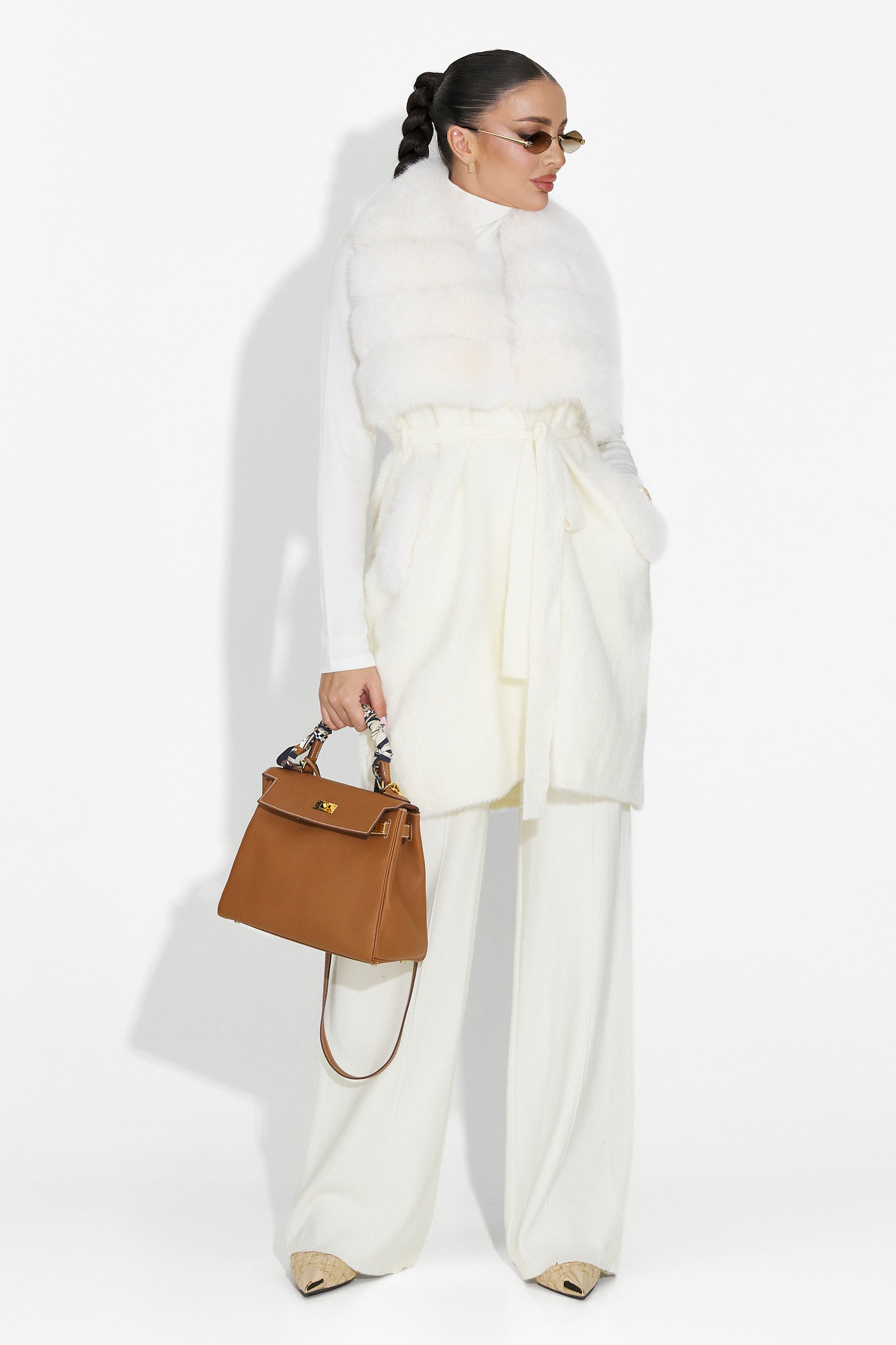 Дамски кежуал панталони в бежово от Pietrina Bogas