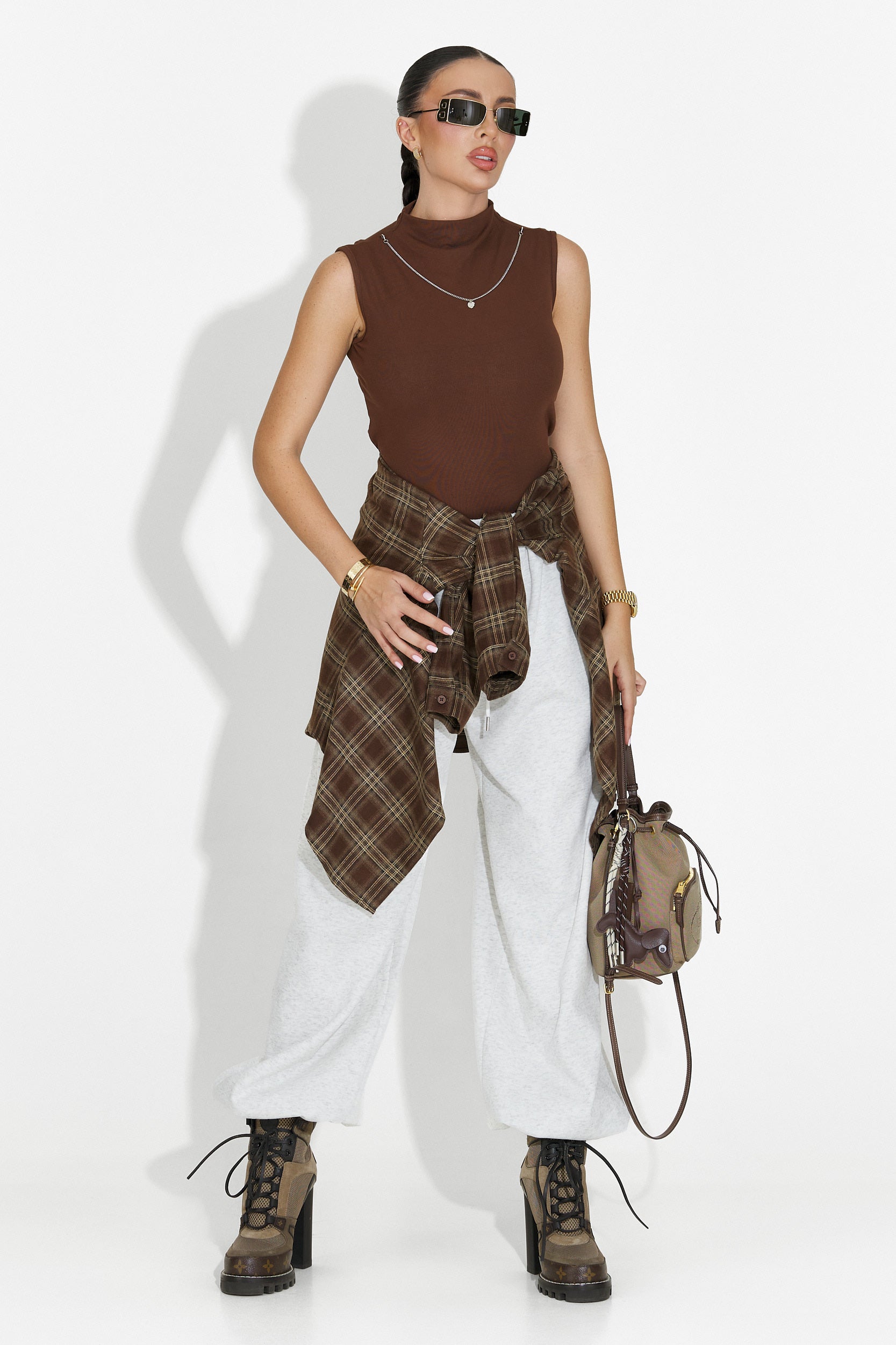 Дамски кежуал панталони в сиво Isoria Bogas