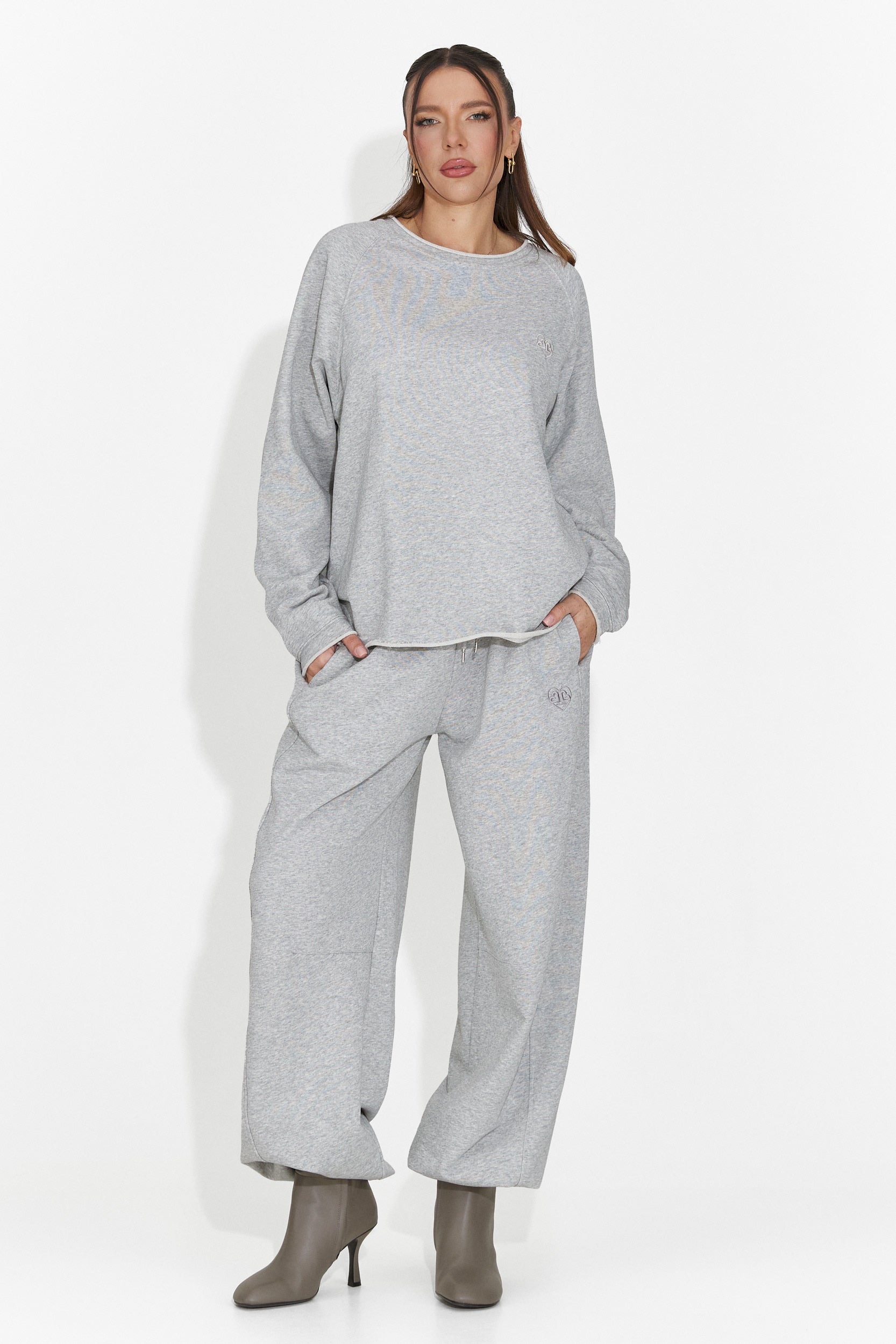 Дамски ежедневни панталони сиви Romela Bogas