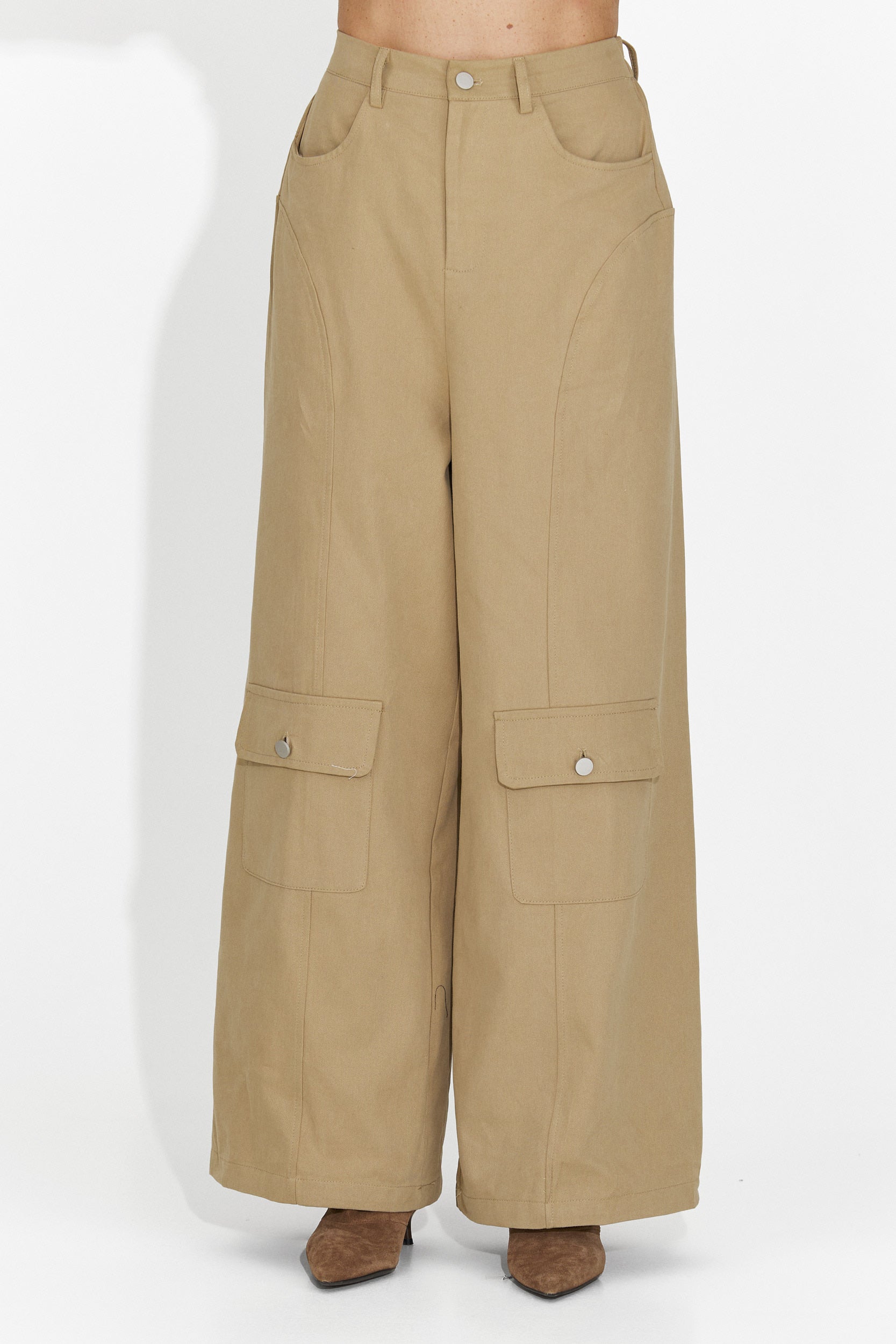 Дамски ежедневни панталони кафяви Nederia Bogas