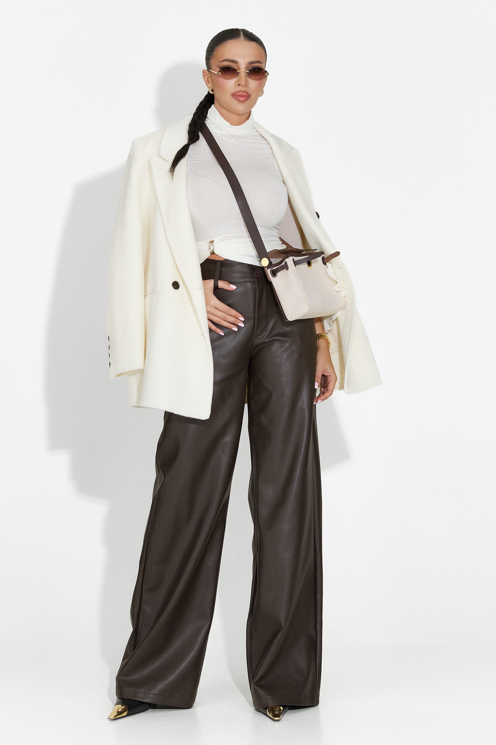 Елегантни дамски панталони в кафяво Clorina Bogas