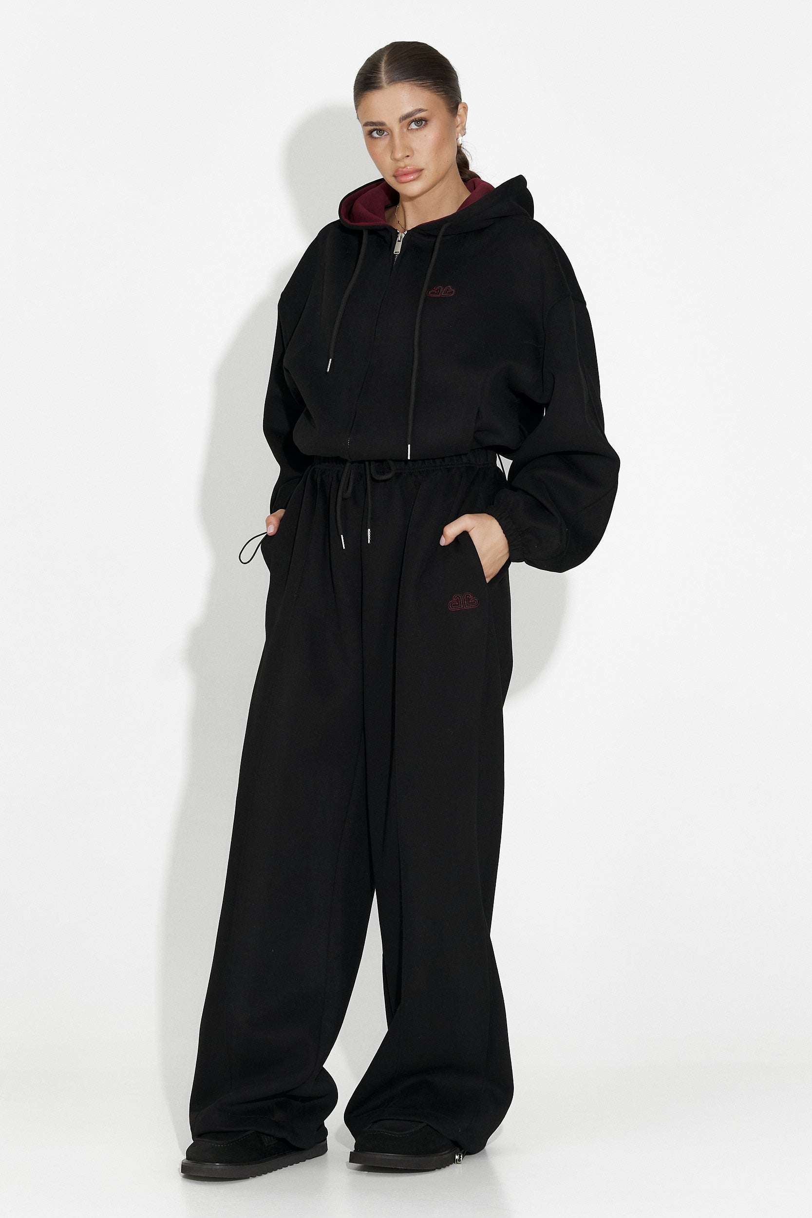 Тренировъчен дамски кежуал черен Reica Bogas