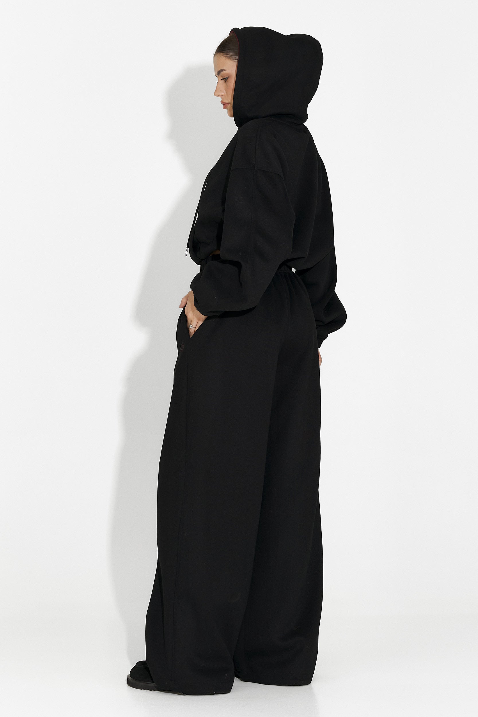 Тренировъчен дамски кежуал черен Reica Bogas