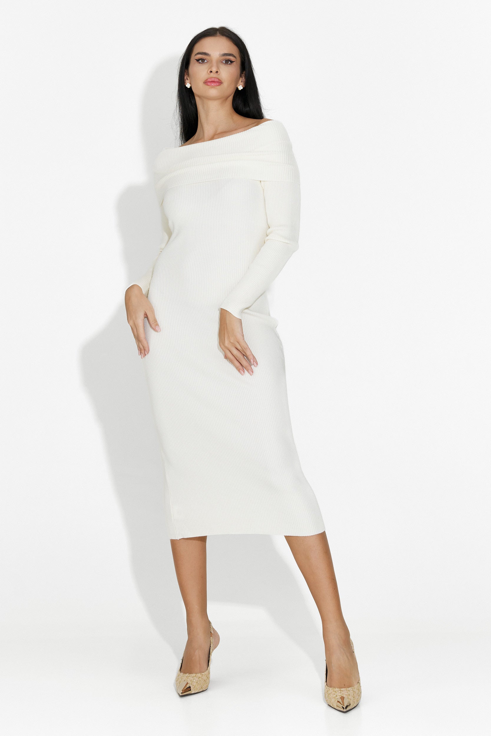 Дамска бежова рокля до коляното Velana Bogas