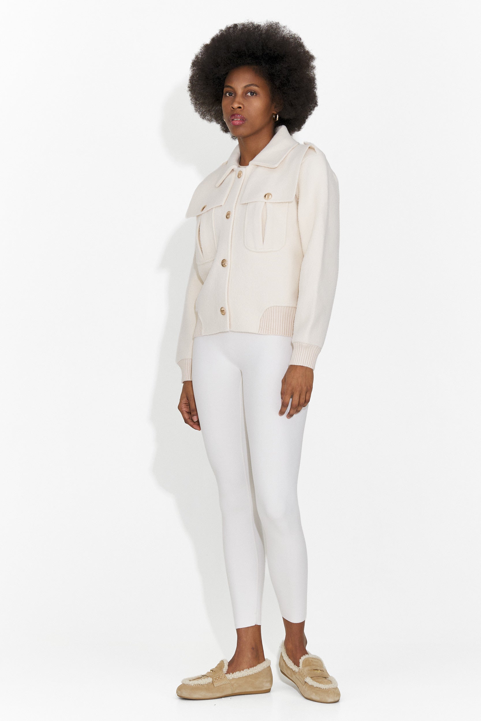 Елегантно дамско яке в кремав цвят Stelyana Bogas