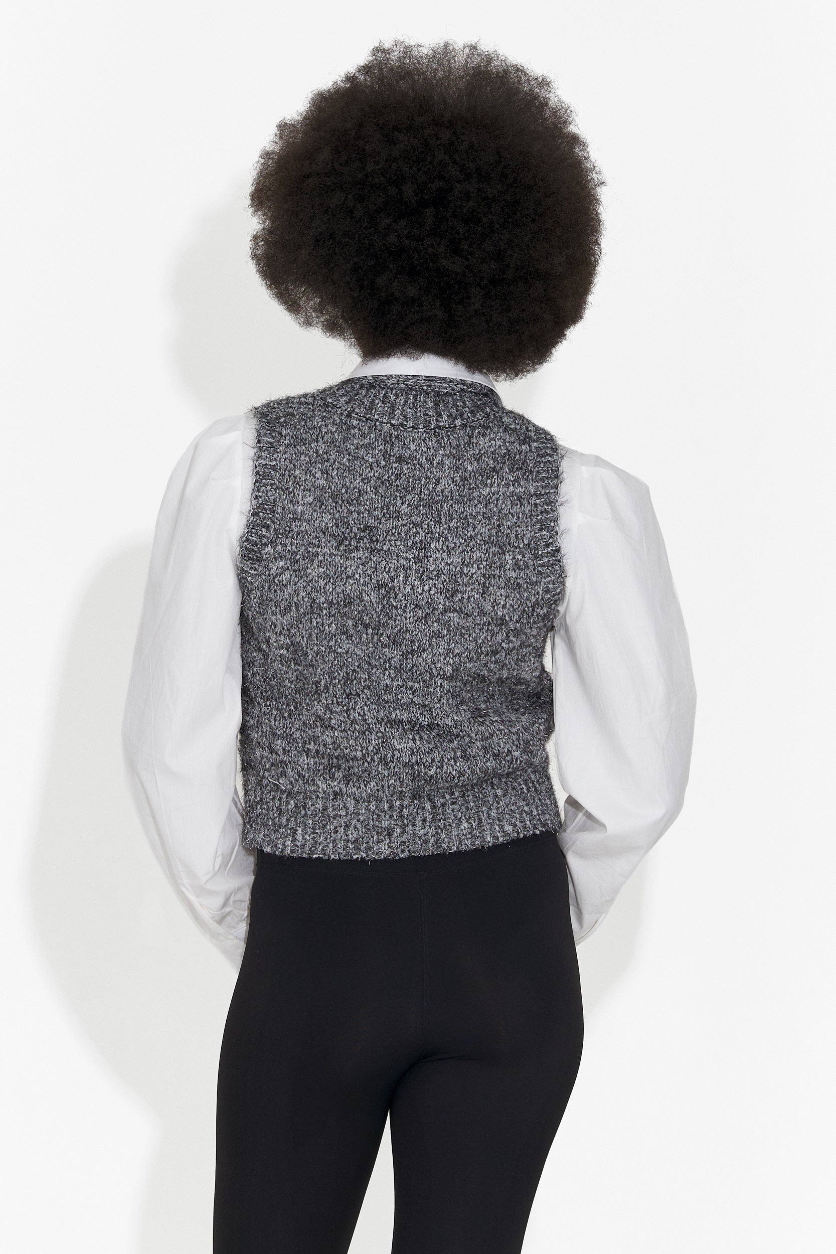 Комплект 3 части риза + жилетка + сива вратовръзка Izaura Bogas