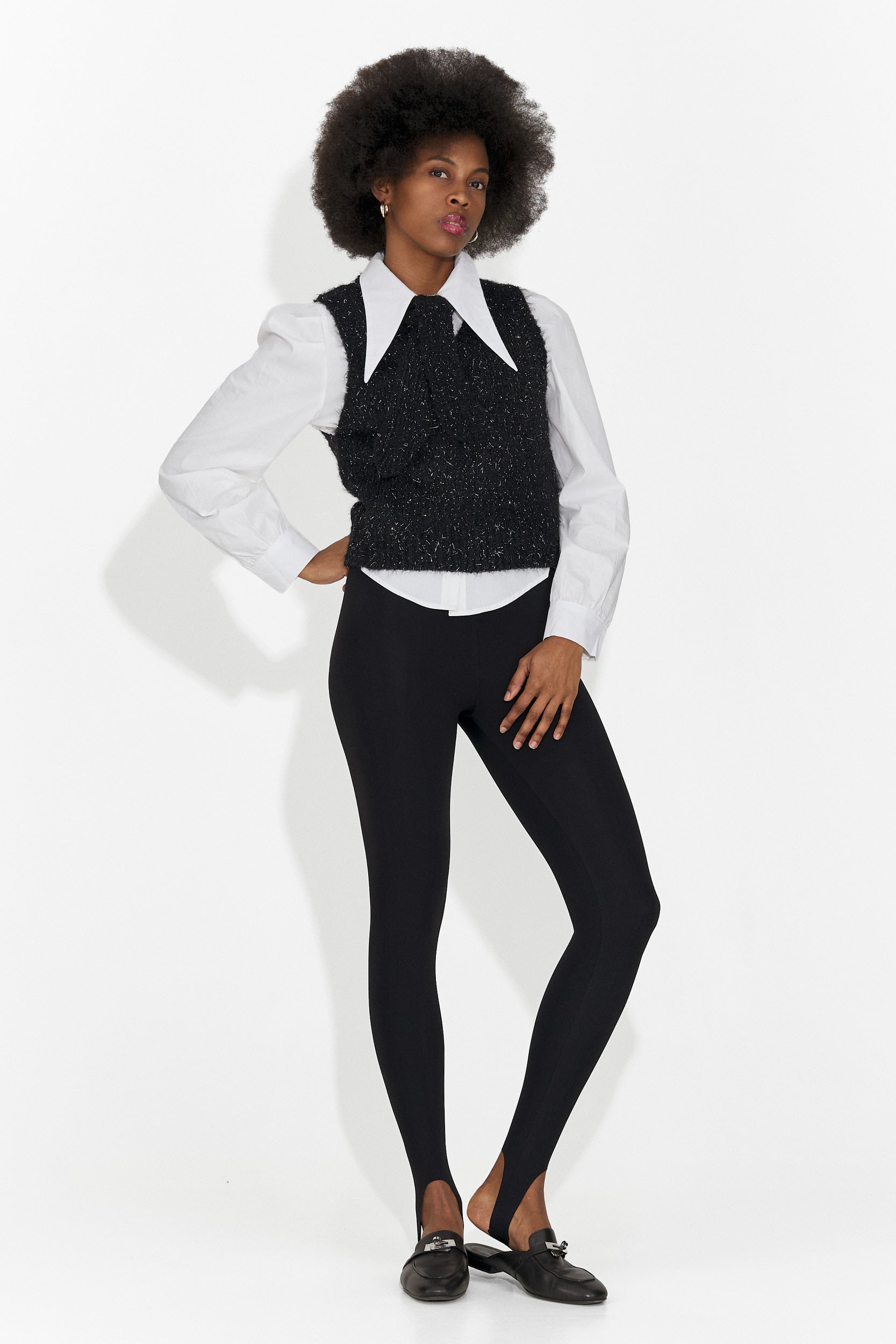 Комплект от 3 части риза + жилетка + вратовръзка черно Изаура Богас