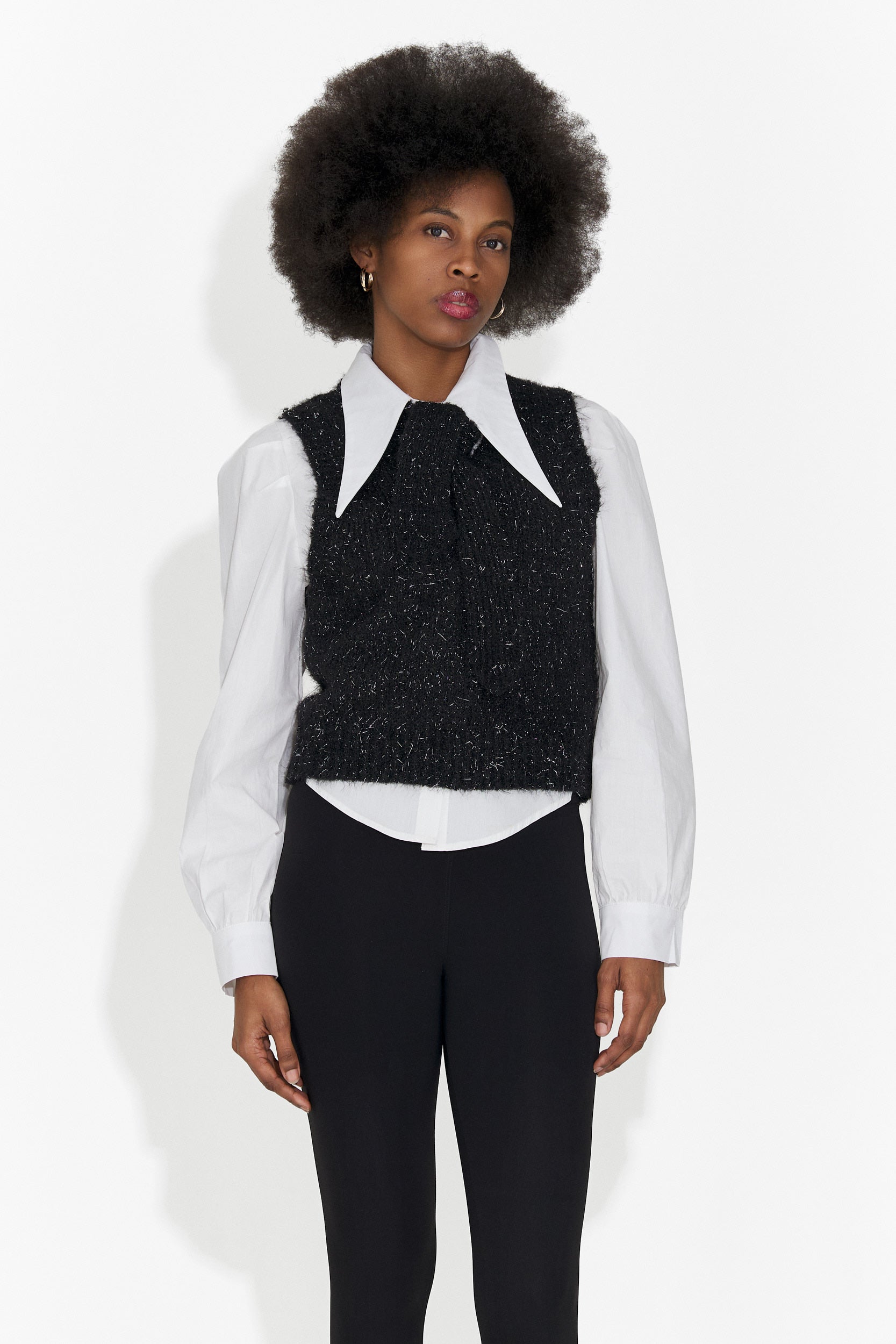 Комплект от 3 части риза + жилетка + вратовръзка черно Изаура Богас