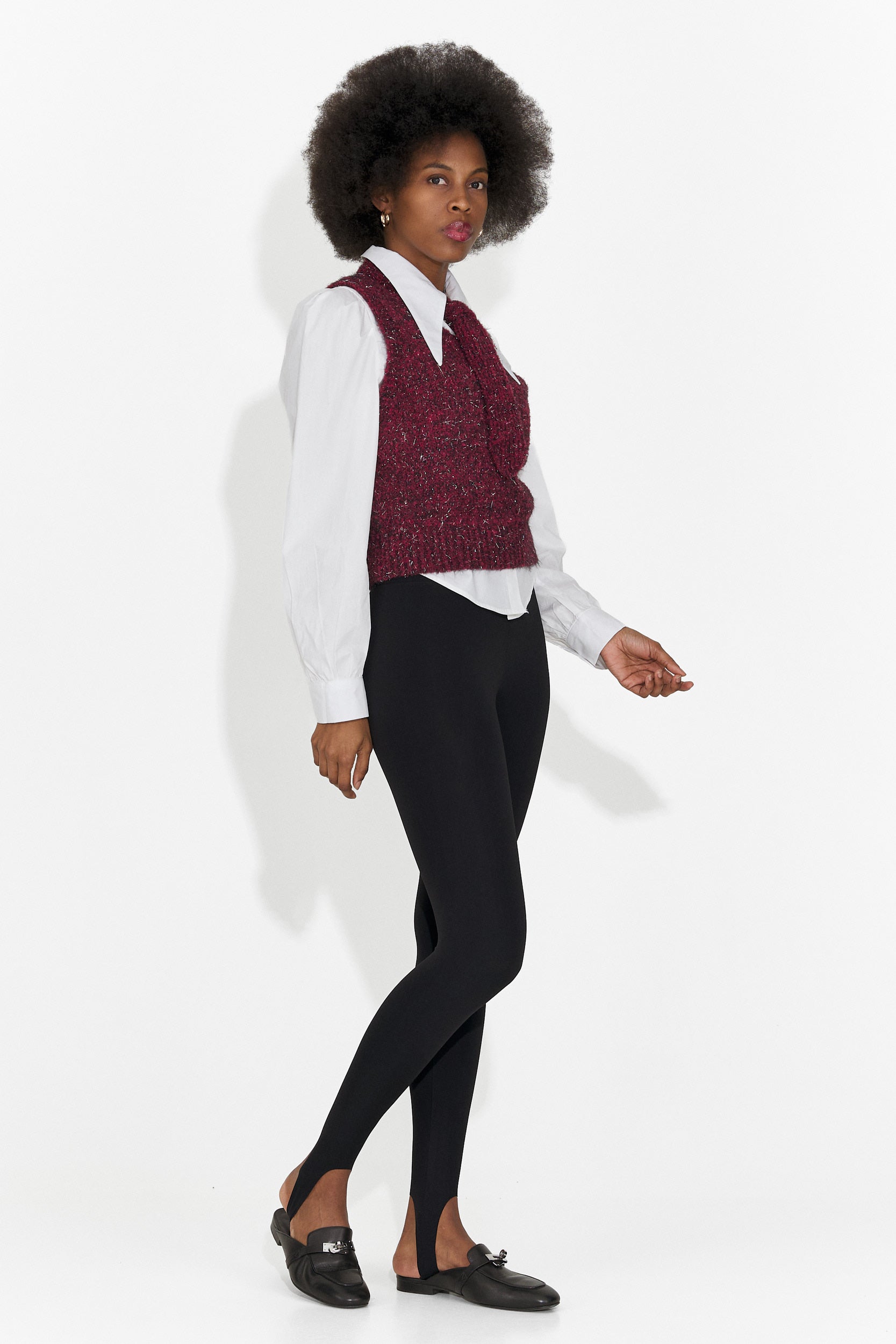 Комплект от 3 части риза + жилетка + вратовръзка бордо Изаура Богас