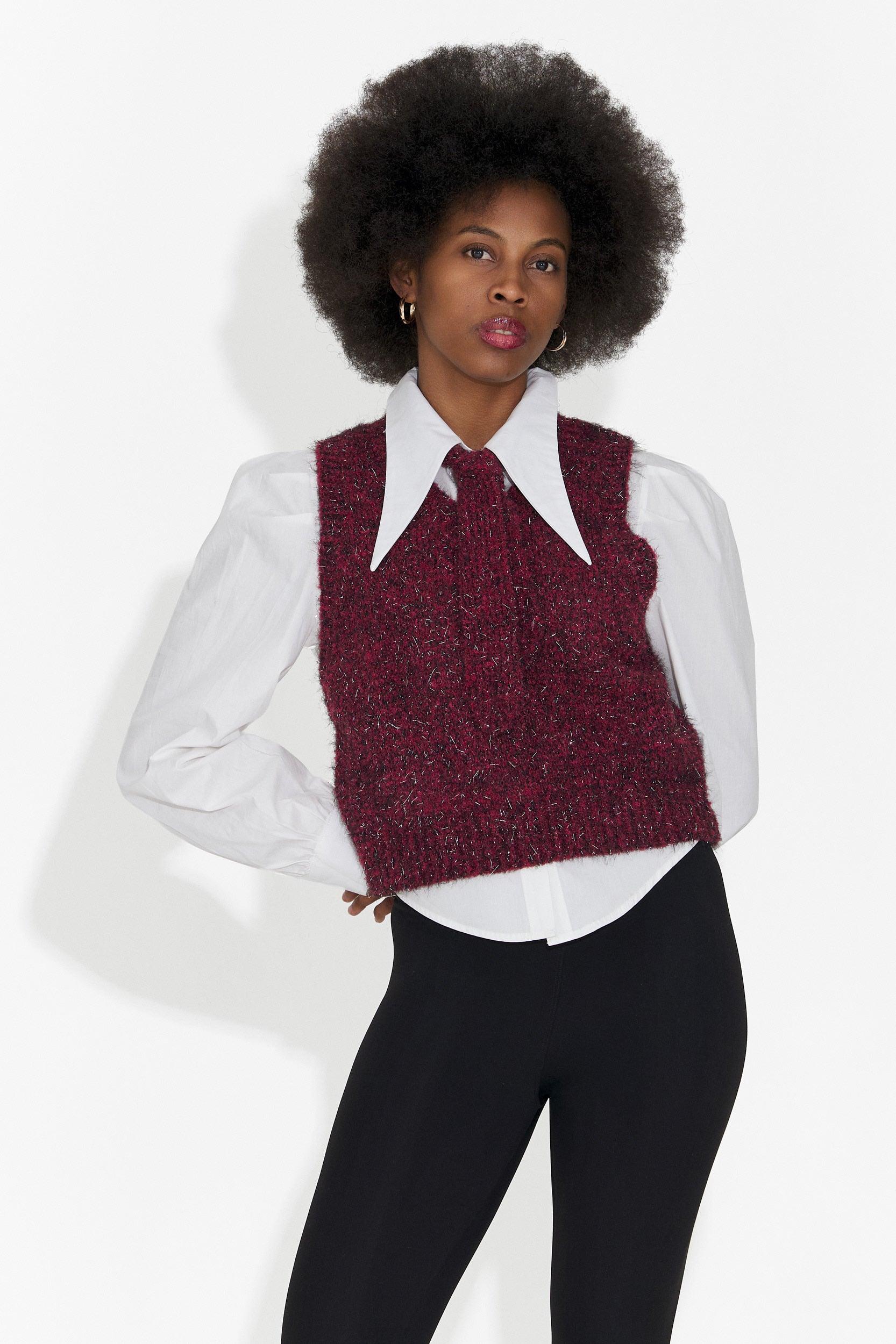 Комплект от 3 части риза + жилетка + вратовръзка бордо Изаура Богас