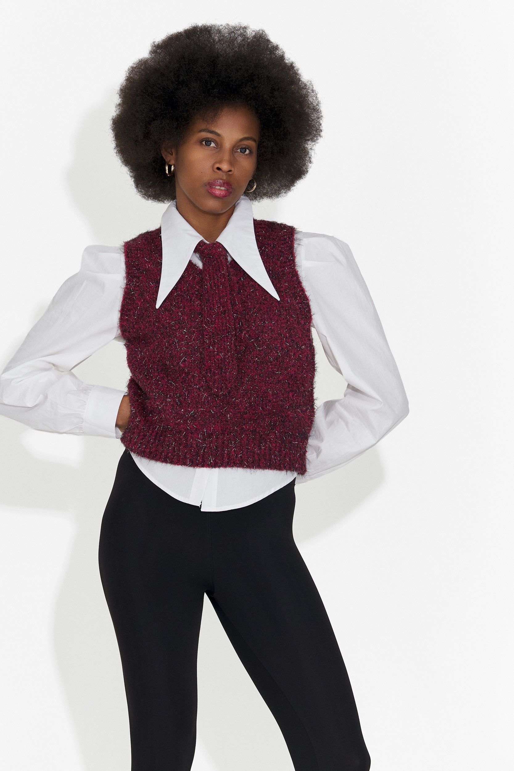 Комплект от 3 части риза + жилетка + вратовръзка бордо Изаура Богас