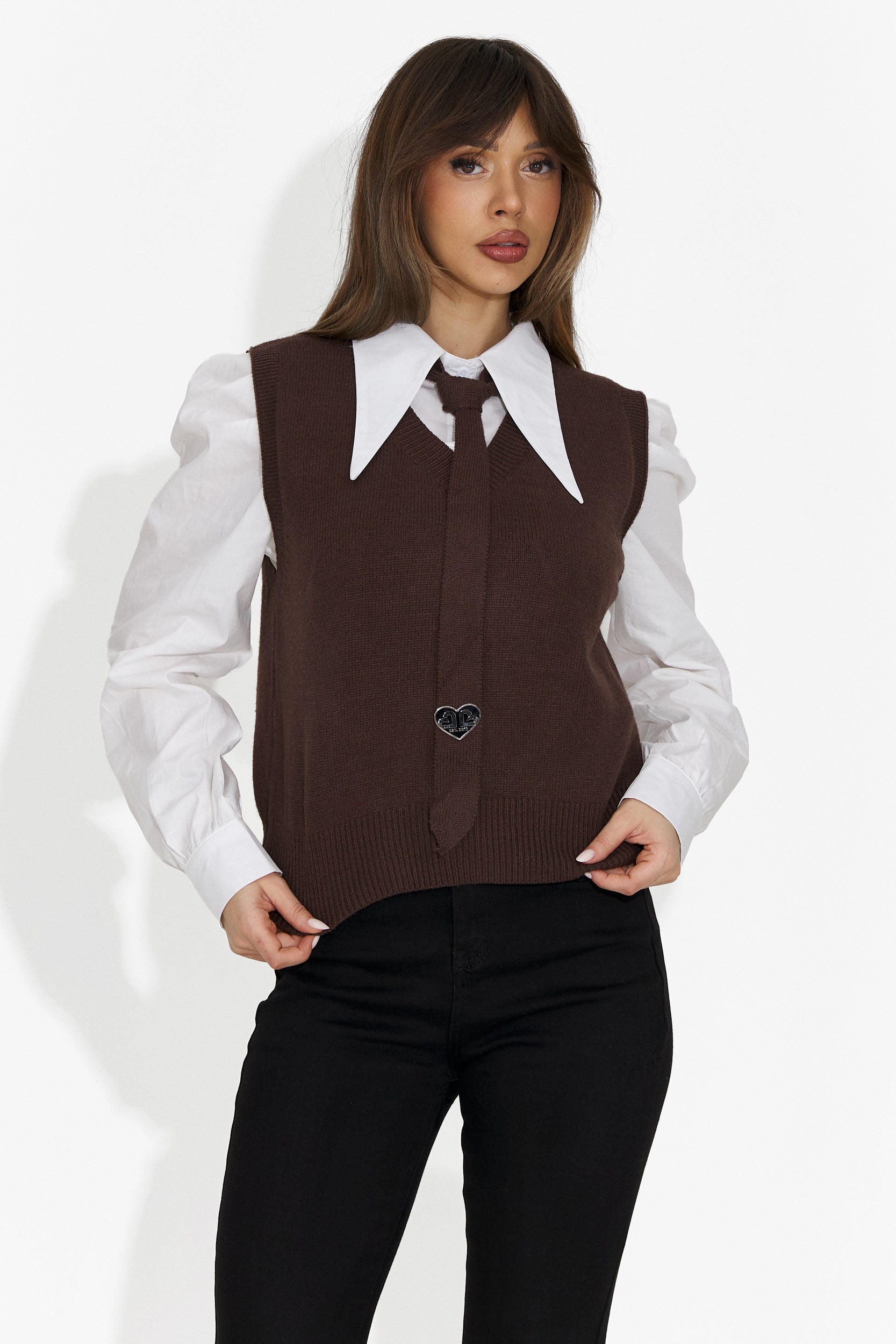 Дамски комплект 3 части риза + жилетка + вратовръзка кафяв Ofeliana Bogas