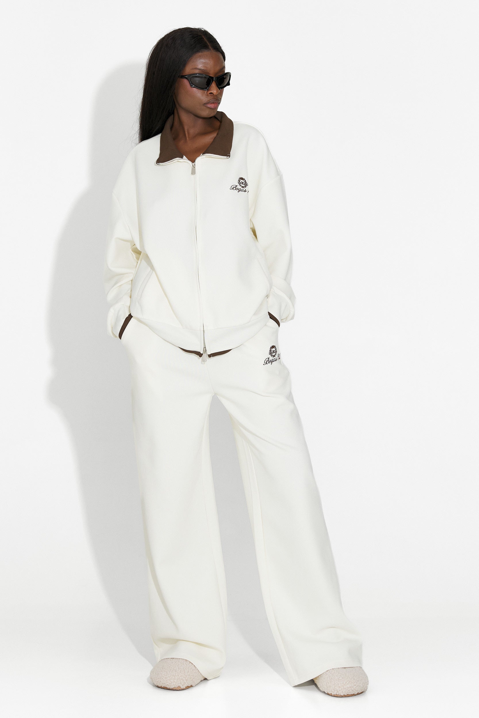 Дамско ежедневно облекло за тренировка в бежово Lysara Bogas