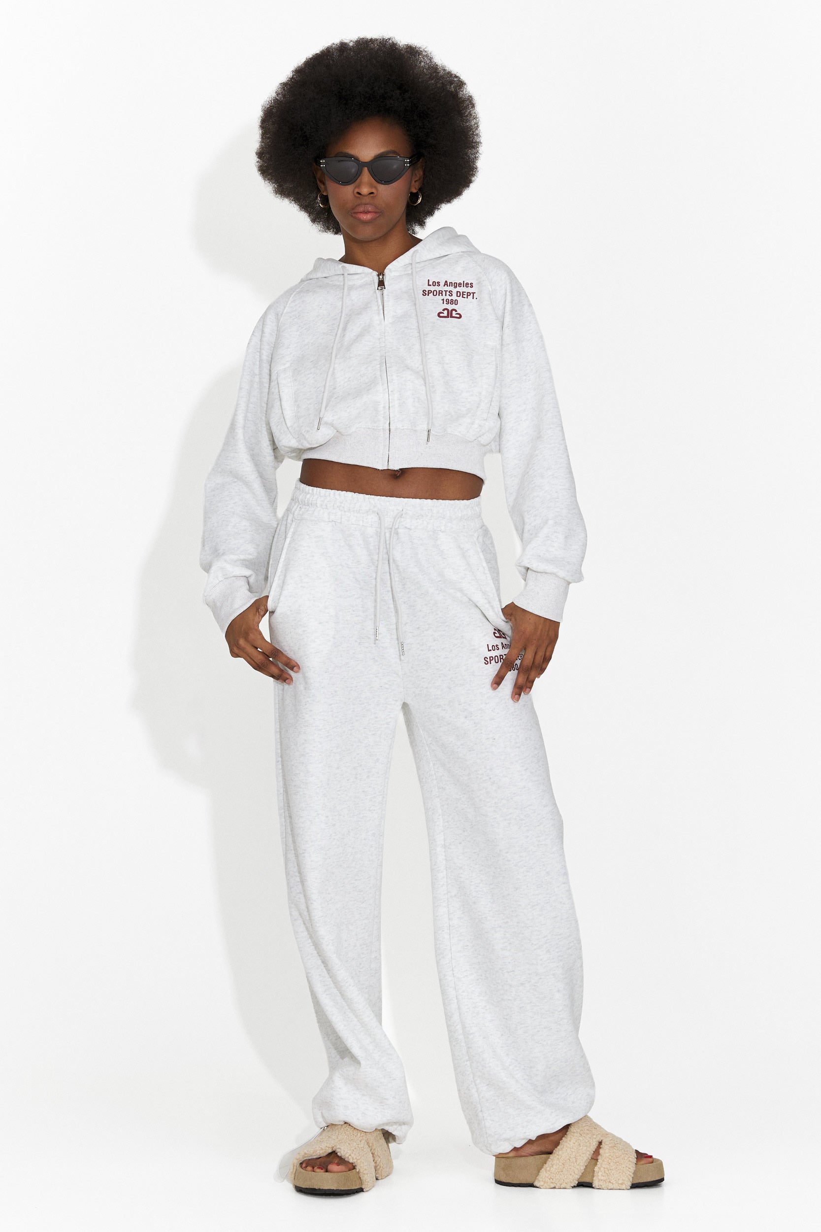 Belindia Bogas Спортна дреха за жени в неформален сив цвят