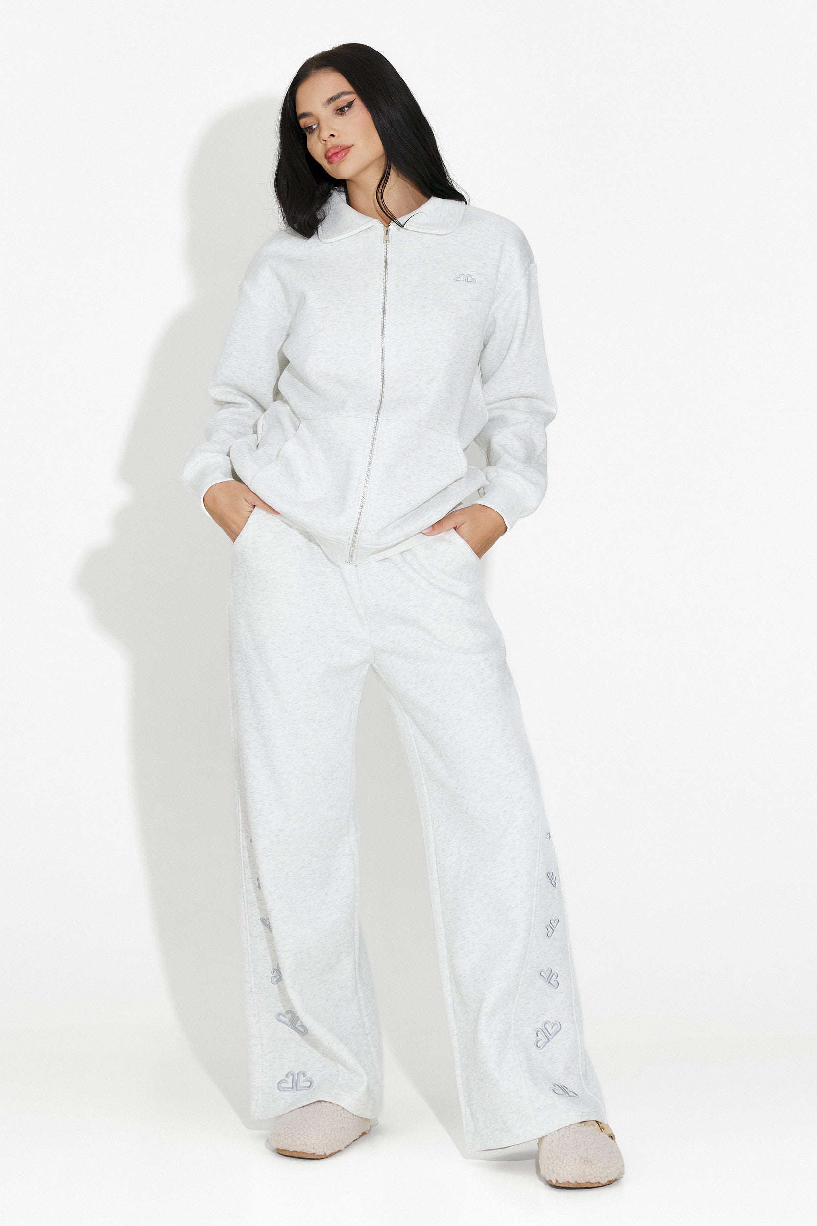 Дамско спортно облекло в сиво от Brynora Bogas