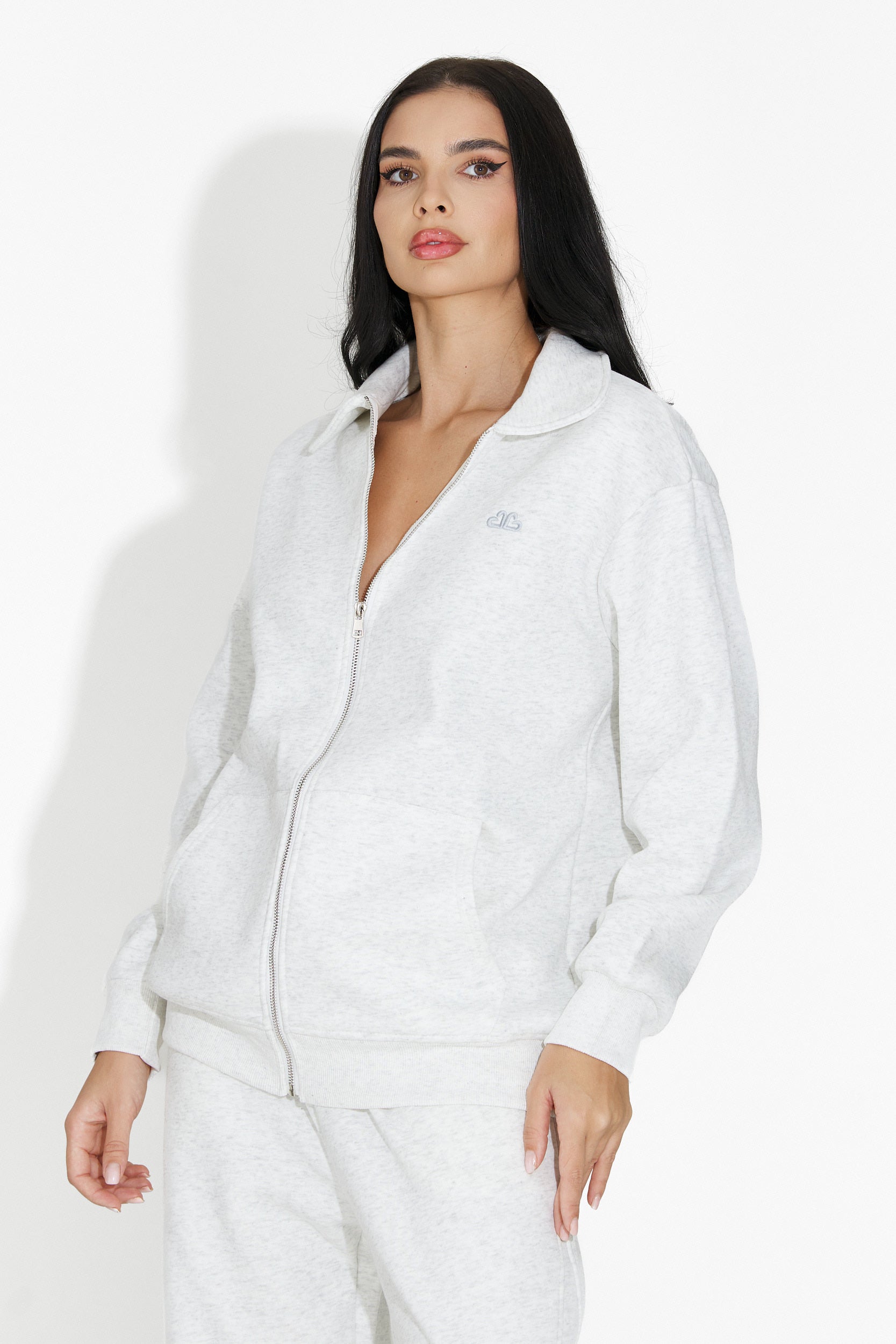 Дамско спортно облекло в сиво от Brynora Bogas