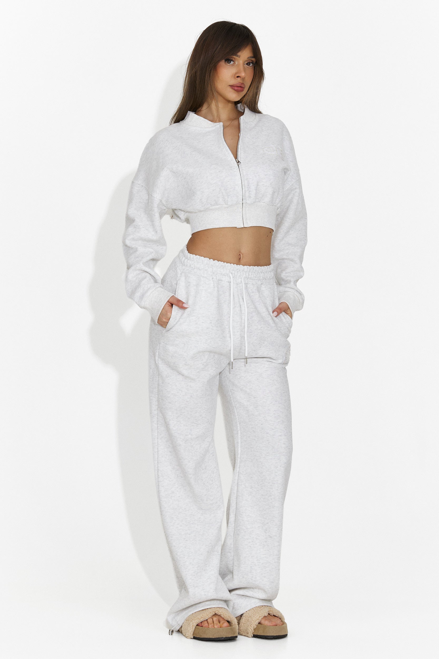 Дамски спортен комплект сив Ofelya Bogas