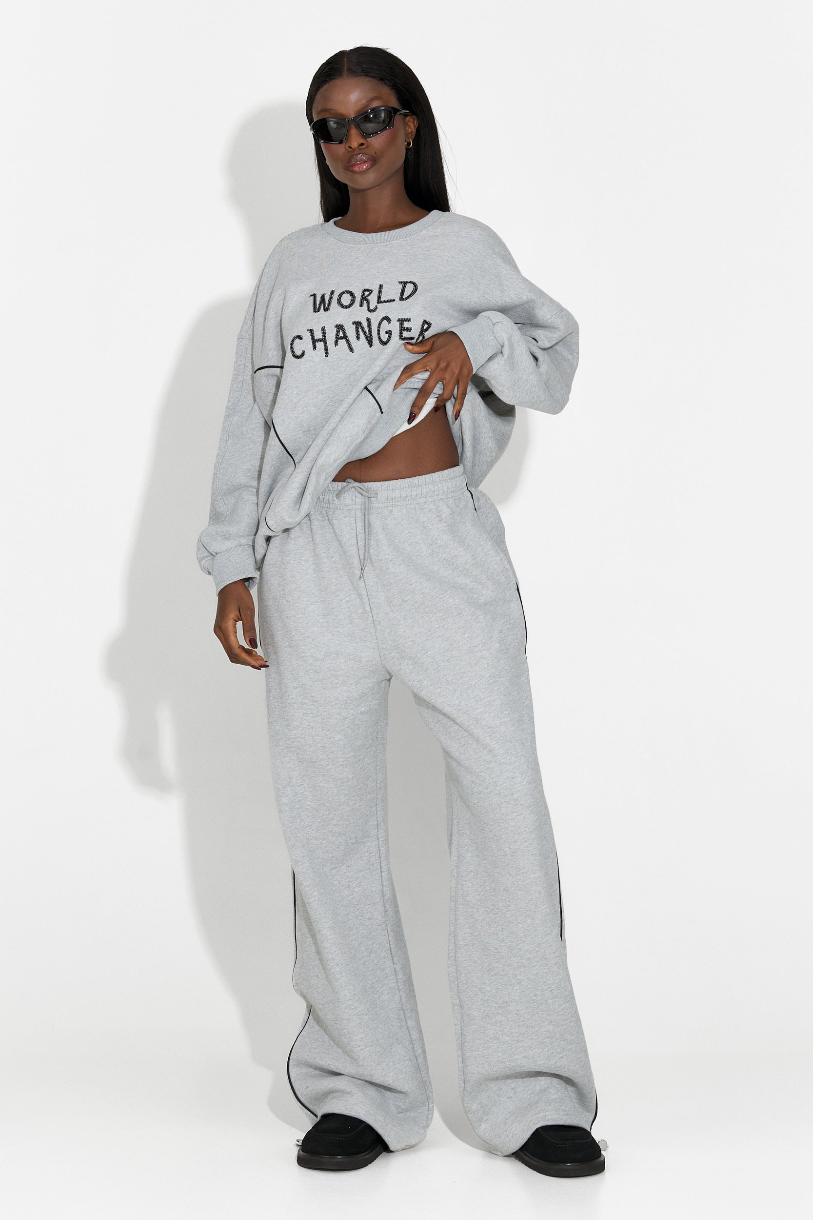 Дамско спортно облекло в сиво Pavora Bogas