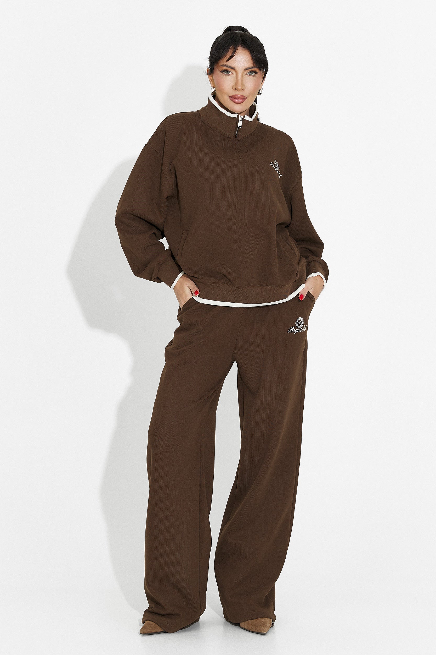 Дамски ежедневен комплект в кафяво Vilma Bogas