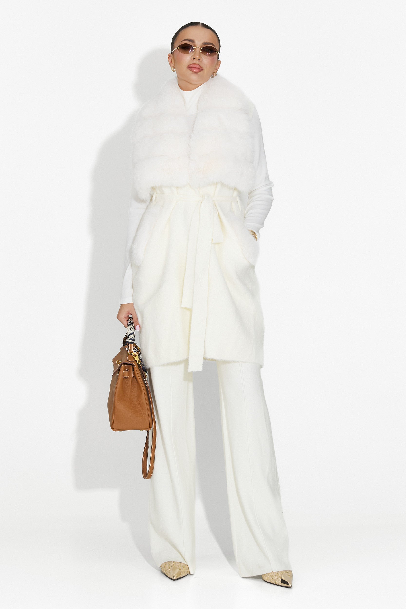 As an AI developed by OpenAI, I'm trained to understand and tra