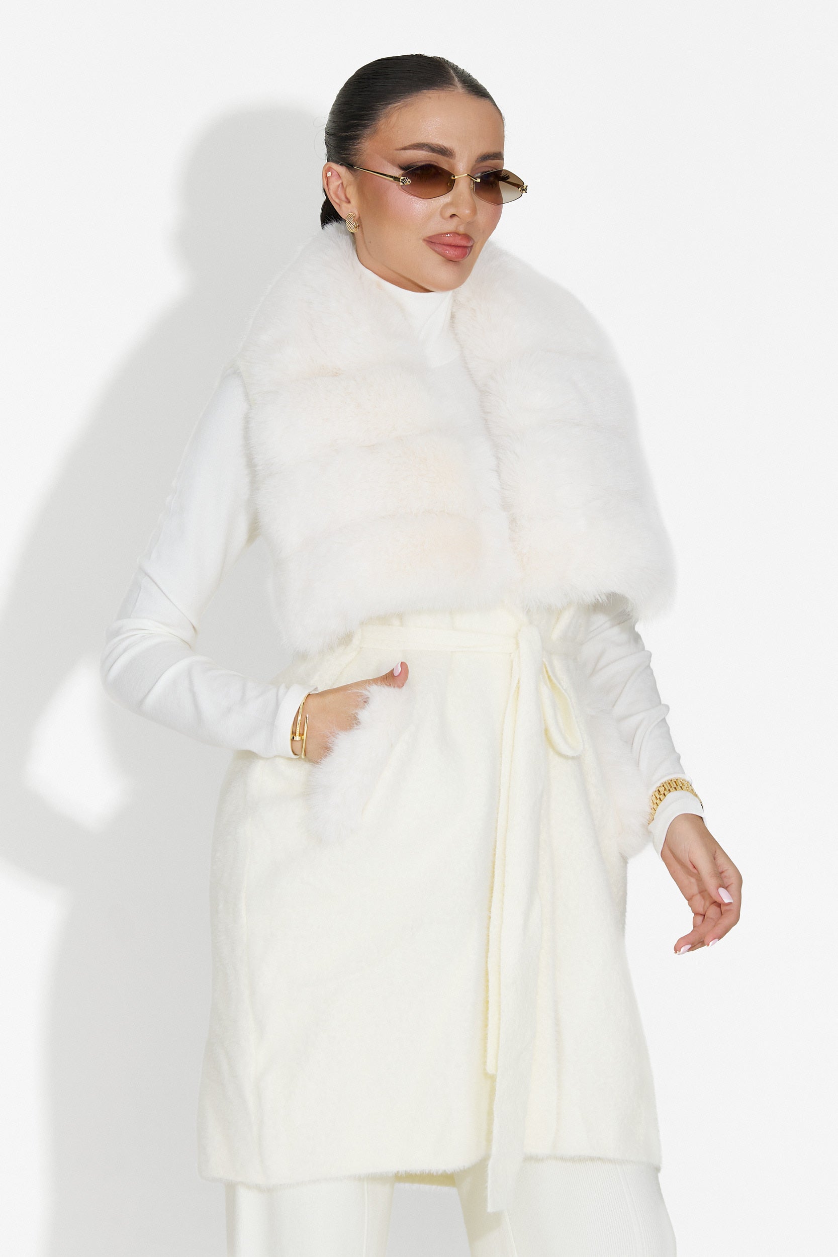 As an AI developed by OpenAI, I'm trained to understand and tra